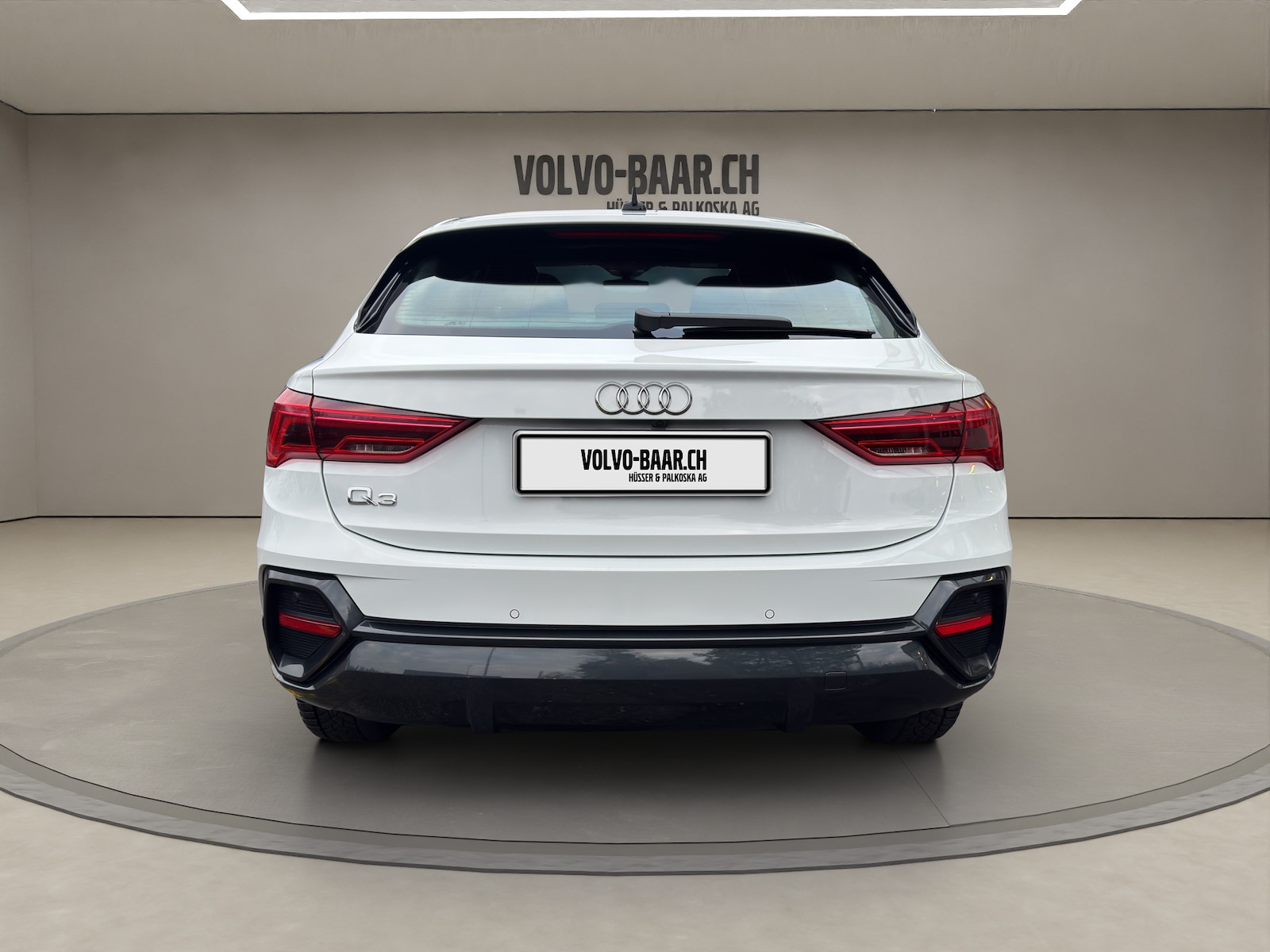 AUDI Q3 Sportback 1.5 35 TFSI S line Attraction S-Tronic-showroom-element-3