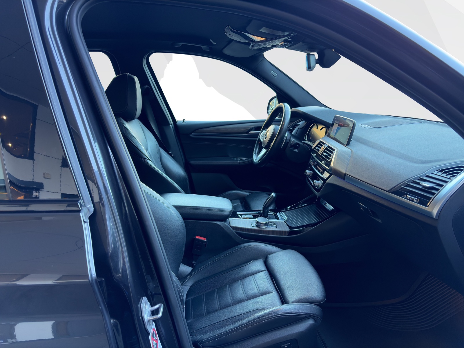 BMW X3 M40i xDrive-image-14