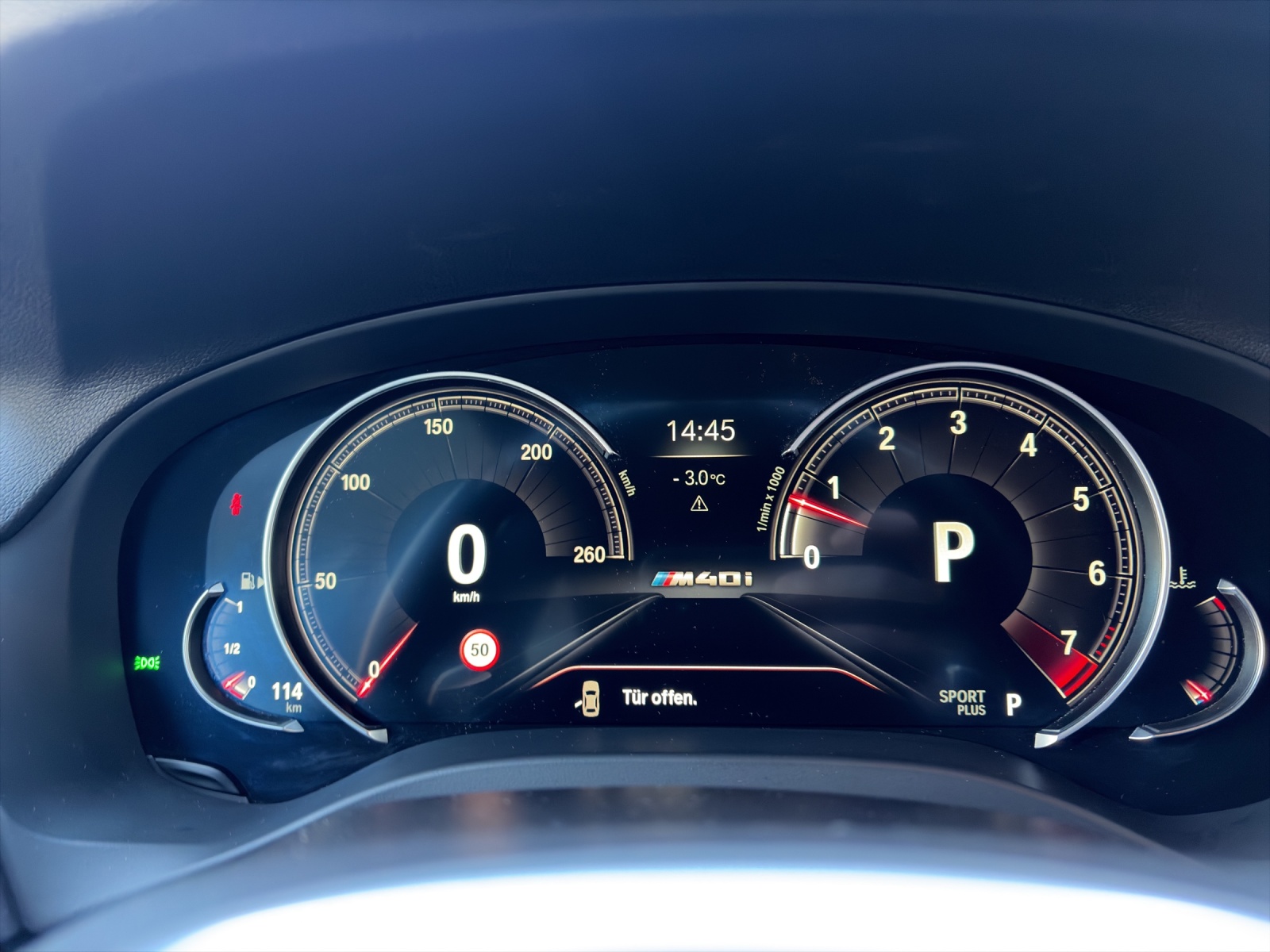 BMW X3 M40i xDrive-image-11