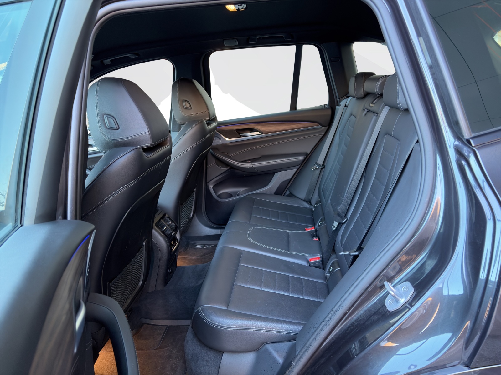BMW X3 M40i xDrive-image-15