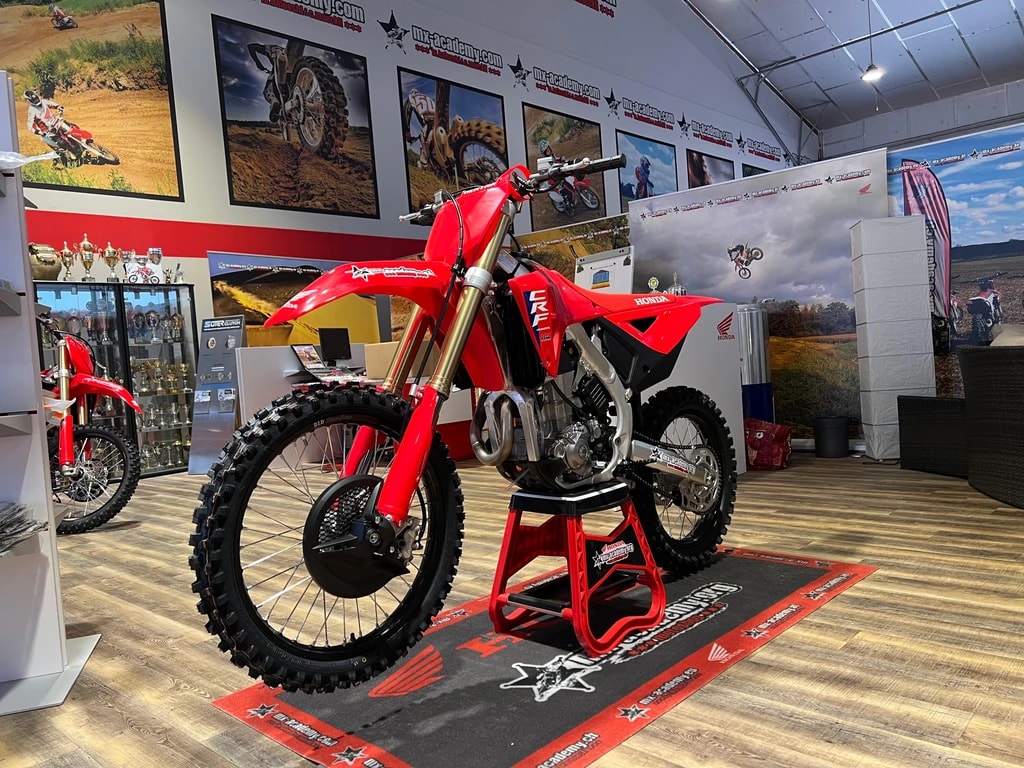HONDA ** CRF450R ** **2026** Neufahrzeug-showroom-element-3