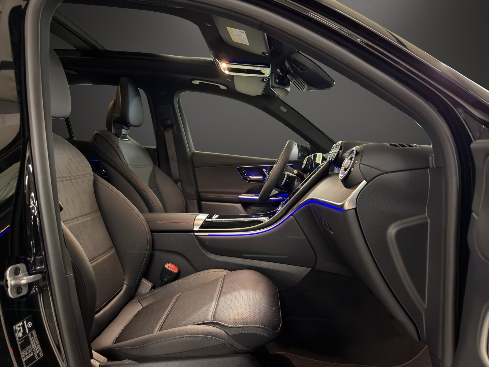 MERCEDES-BENZ GLC 300 d 4Matic 9G-Tronic-image-13