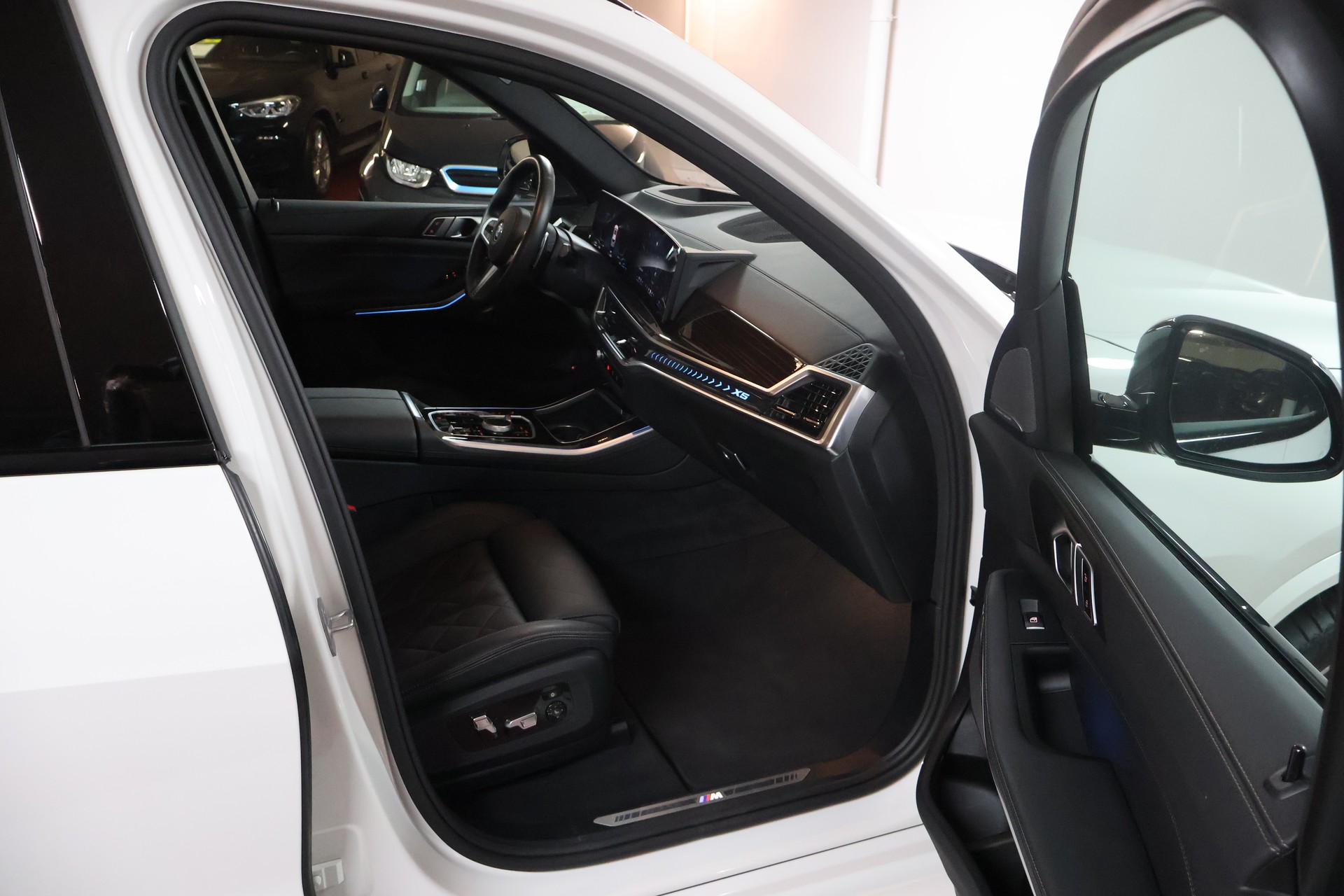 BMW X5 xDrive 50e M Sport Steptronic-image-13