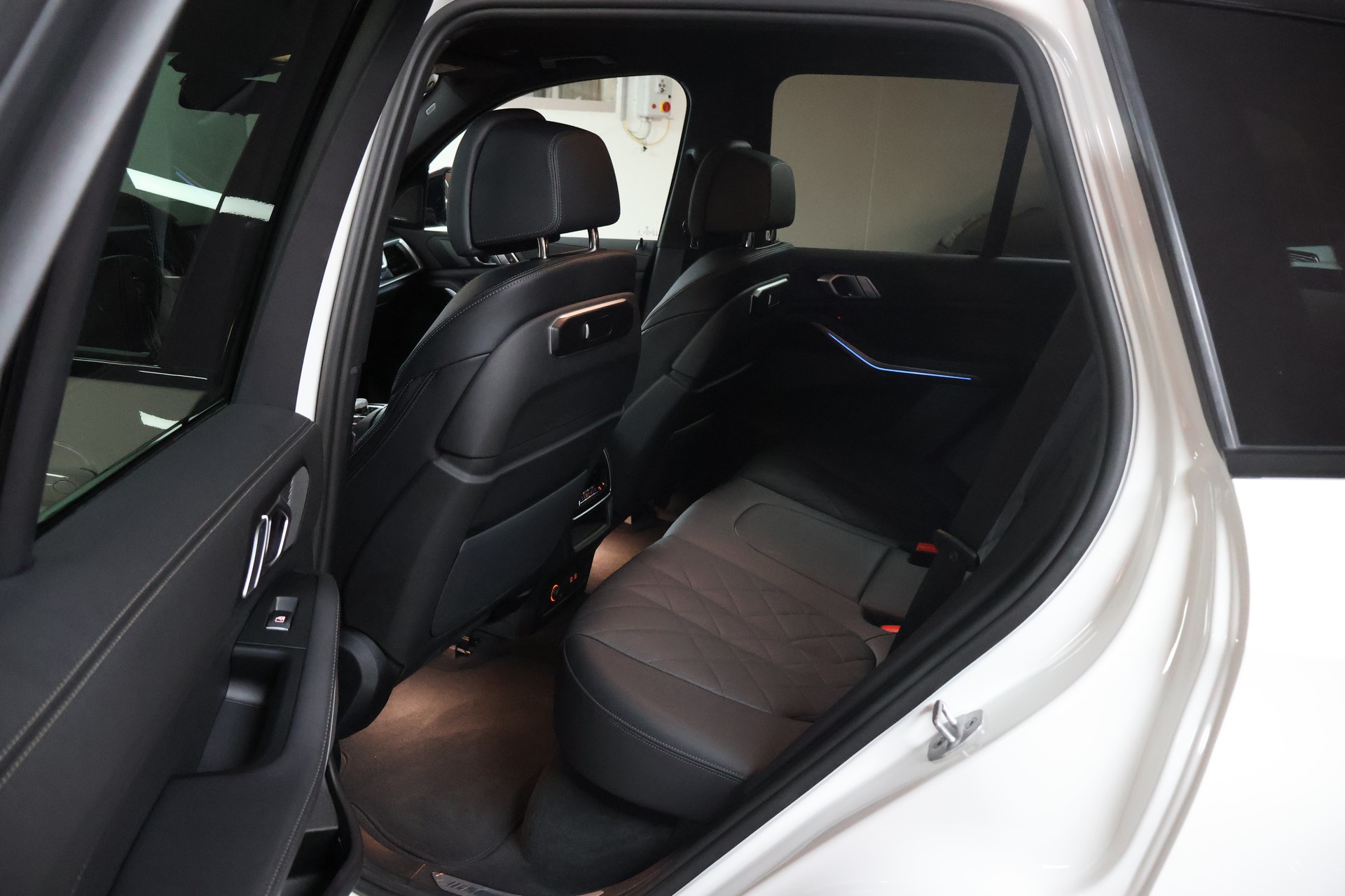 BMW X5 xDrive 50e M Sport Steptronic-image-17