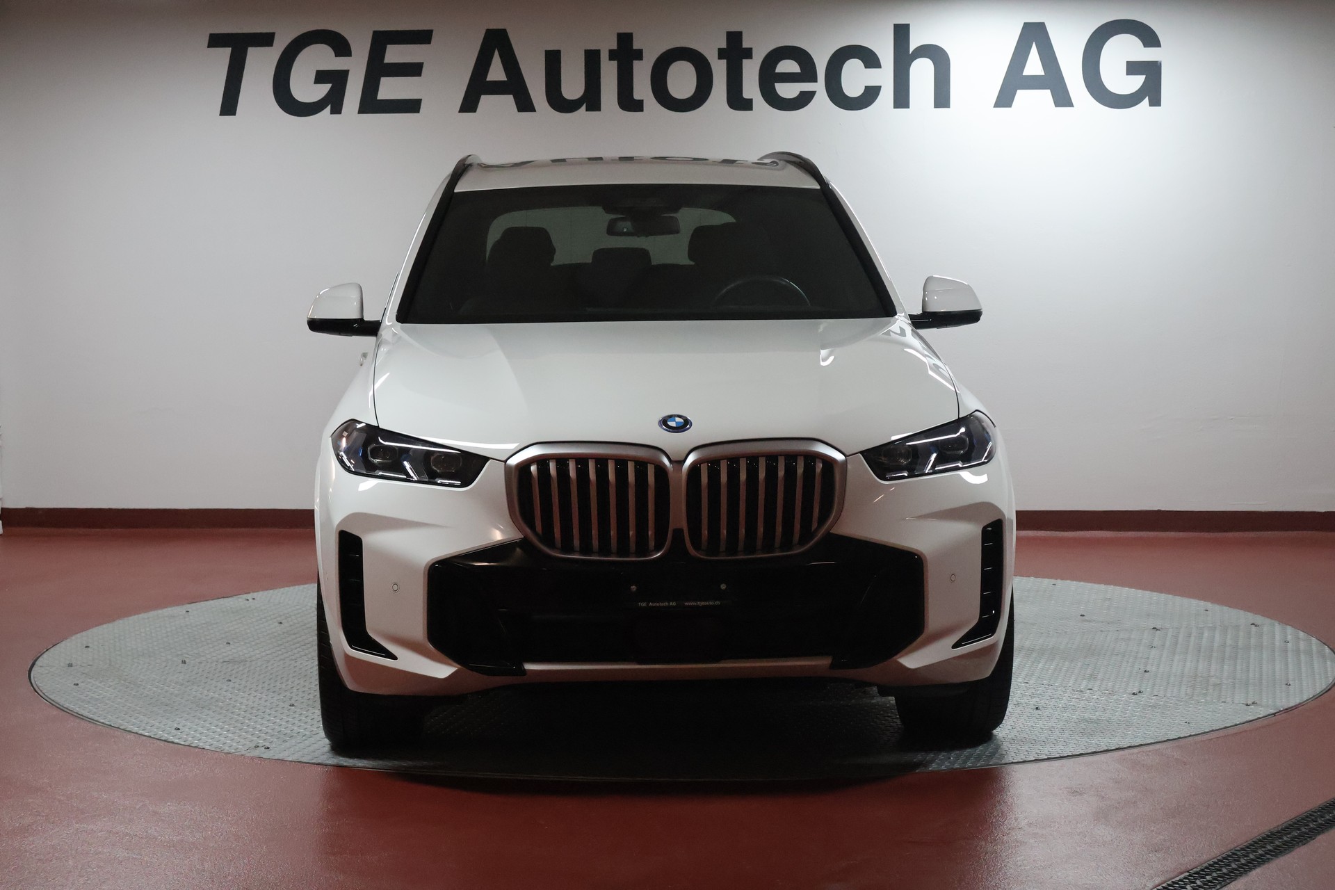 BMW X5 xDrive 50e M Sport Steptronic-image-1