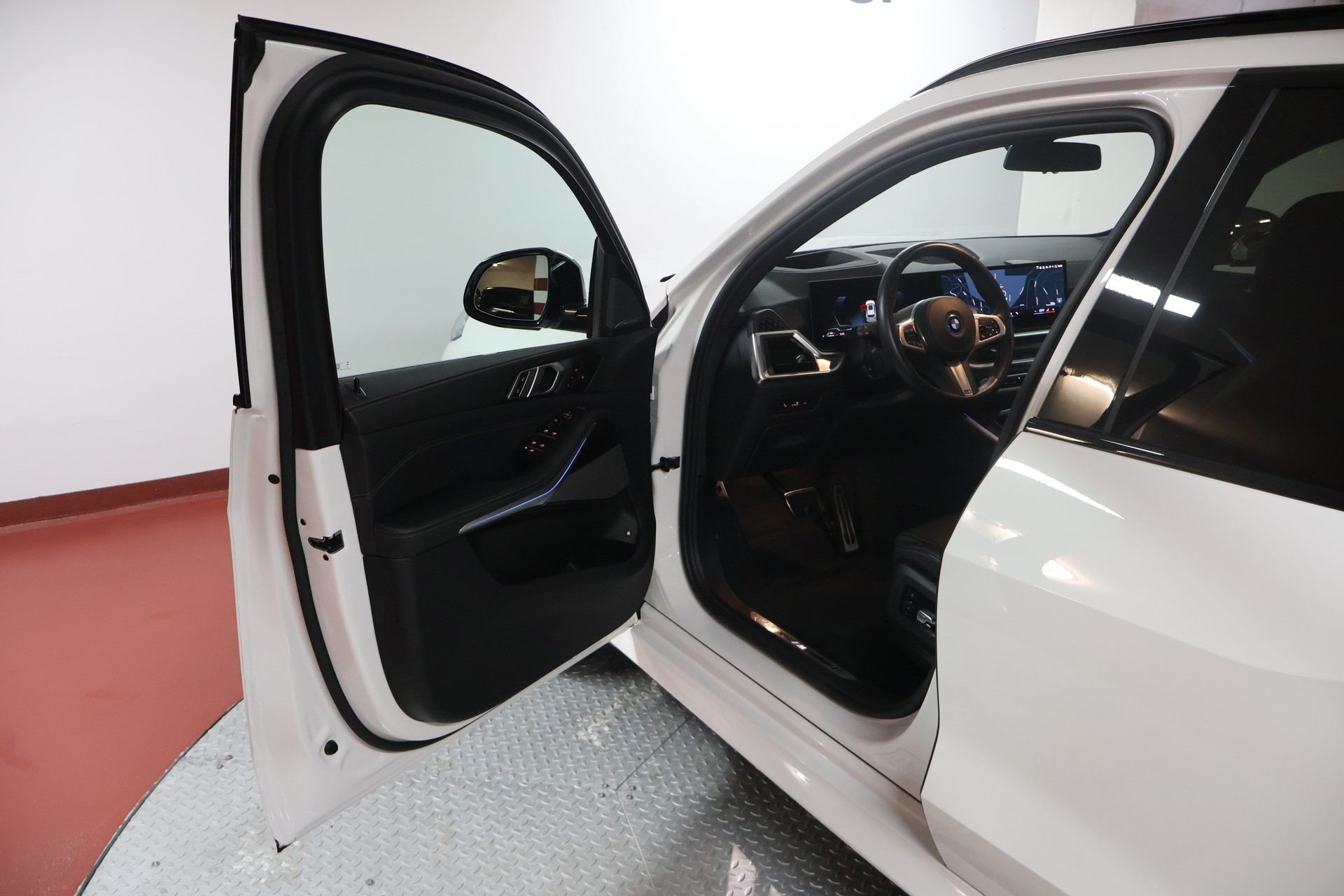 BMW X5 xDrive 50e M Sport Steptronic-image-4