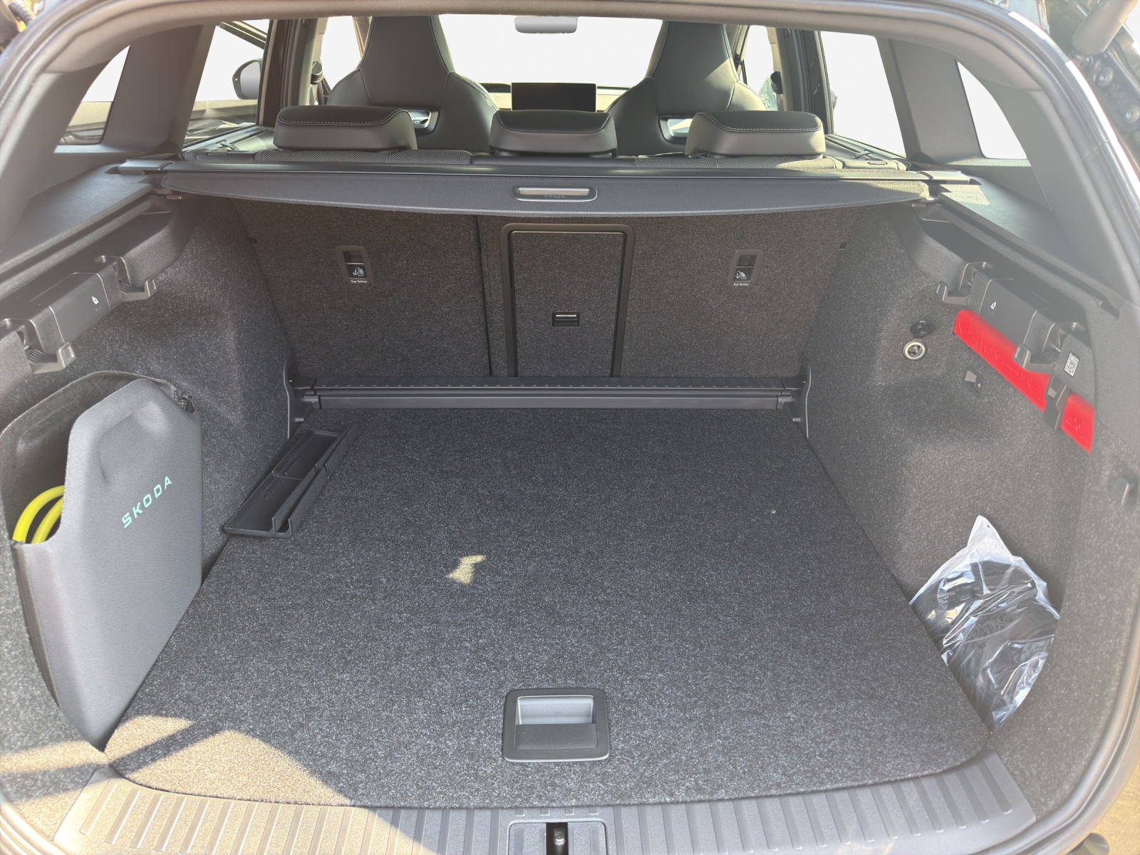 SKODA Enyaq RS 85x 4x4-image-12