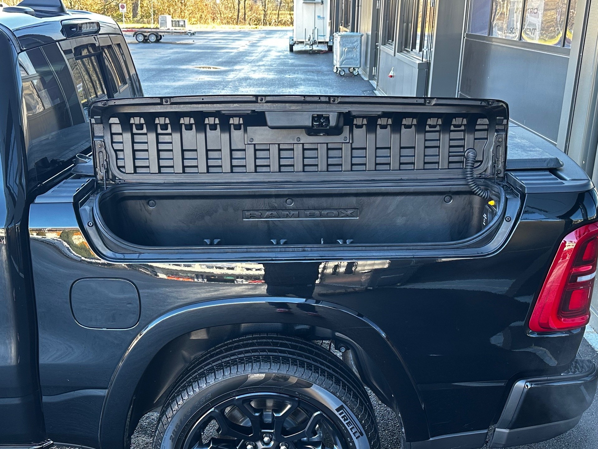 DODGE Ram 1500 Limited Night Edition Hurrican 540 PS-image-5