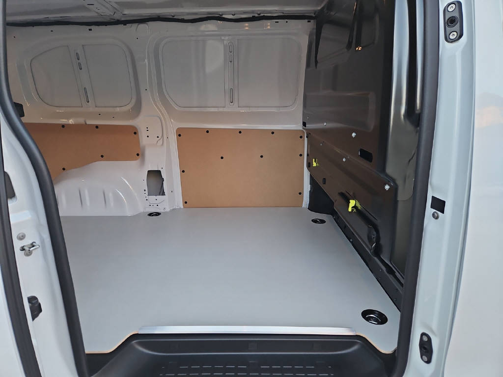PEUGEOT Expert 4 2.2 HDi 150PS Std-image-12