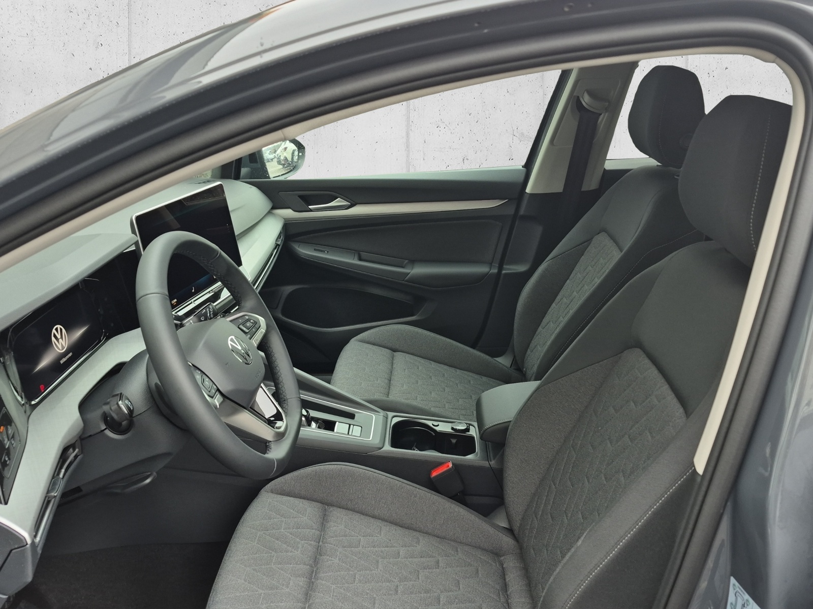 VW Golf 1.5 e TSI mHEV United DSG-image-8