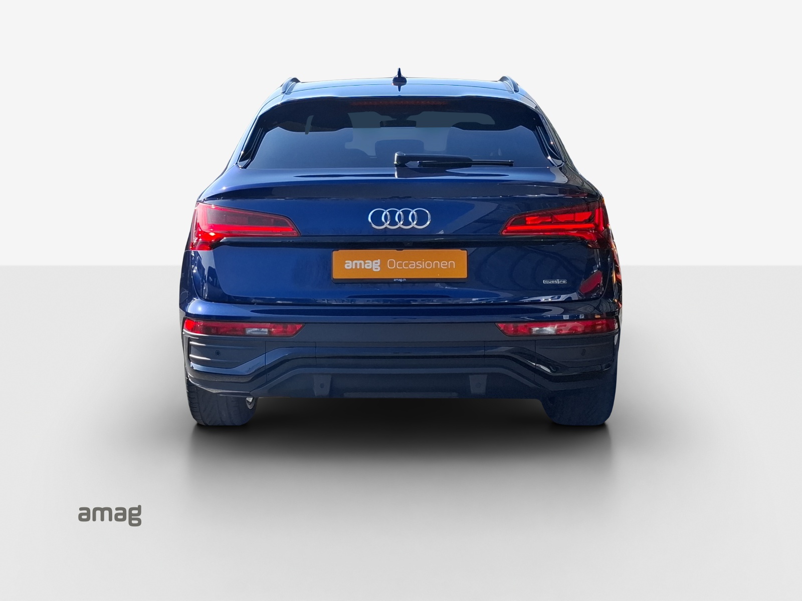 AUDI Q5 Sportback 50 TFSI e PHEV S line quattro S-tronic-image-3