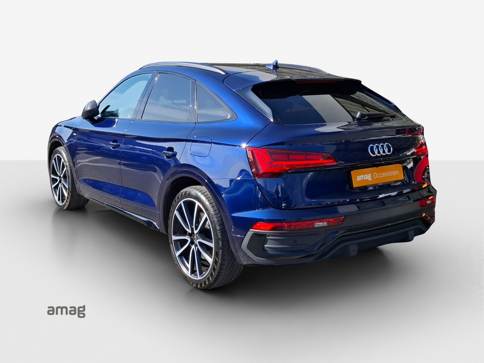 AUDI Q5 Sportback 50 TFSI e PHEV S line quattro S-tronic-image-2