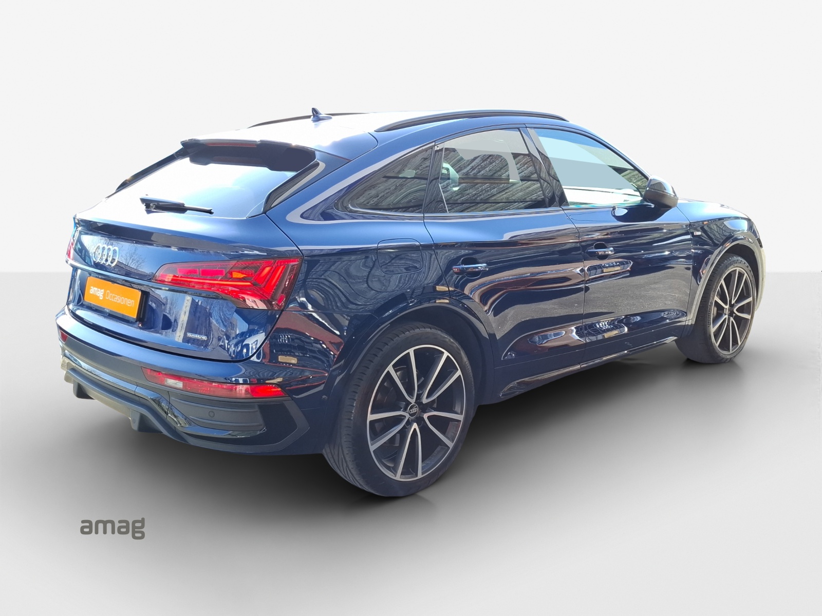 AUDI Q5 Sportback 50 TFSI e PHEV S line quattro S-tronic-image-4