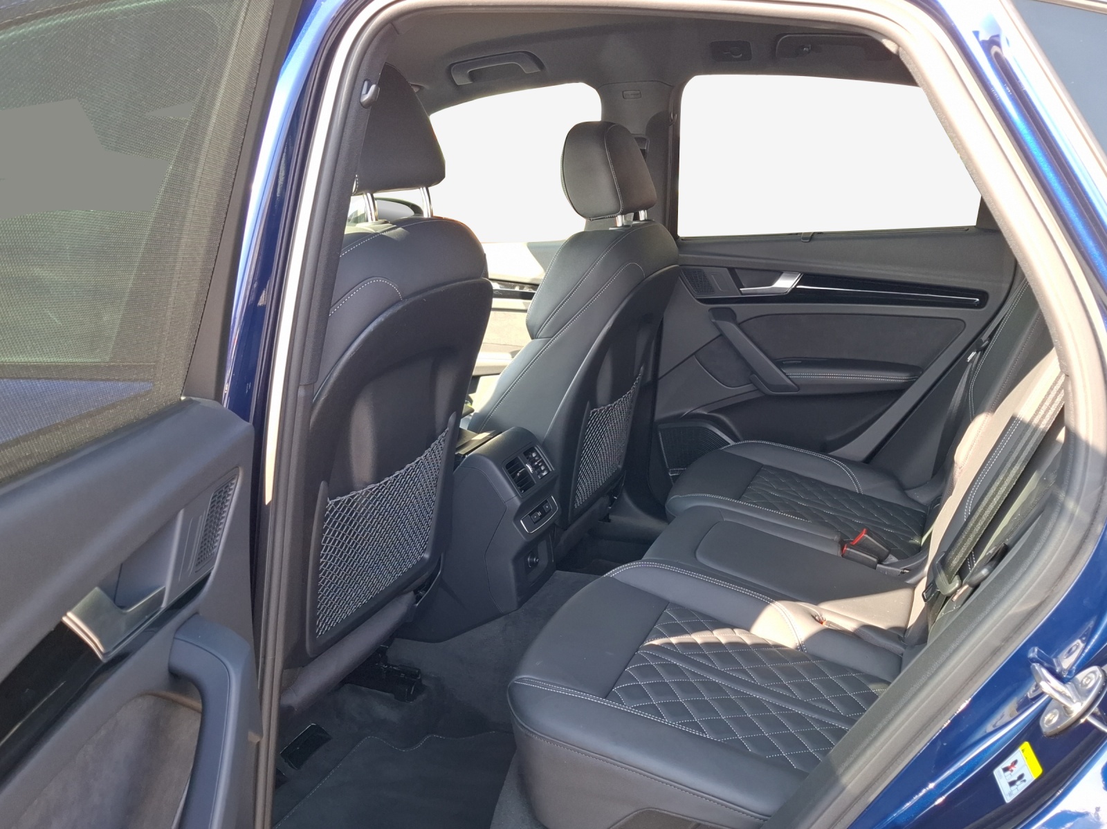 AUDI Q5 Sportback 50 TFSI e PHEV S line quattro S-tronic-image-11