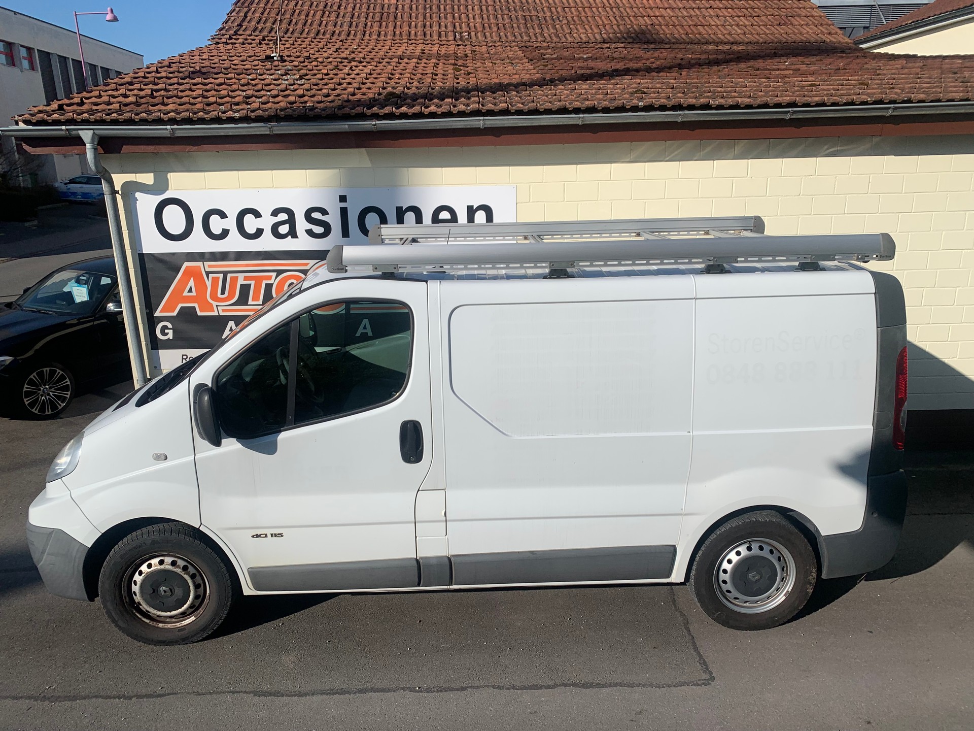 RENAULT Trafic 2.0 dCi 115 2.9t L1H1-image-1