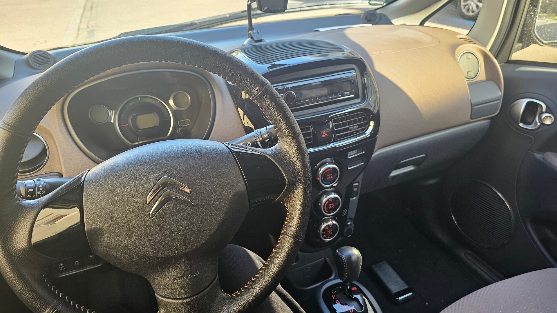 CITROEN C-Zero Séduction-image-3