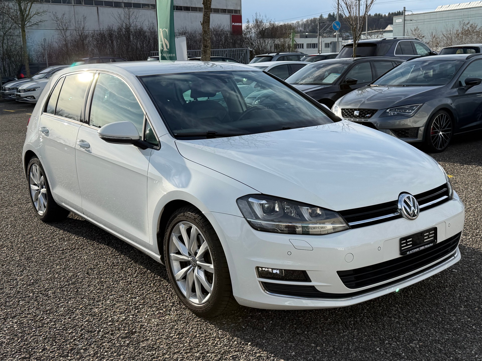 VW Golf 1.4 TSI Highline DSG-image-2