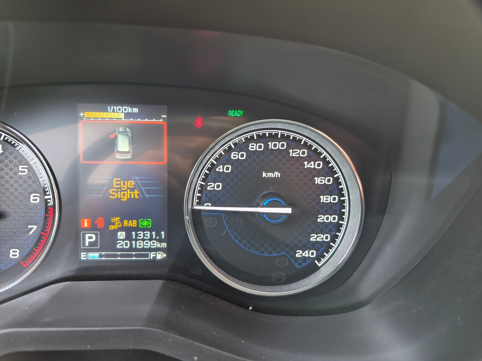 SUBARU Forester 2.0i e-Boxer Swiss Plus Lineartronic-image-12