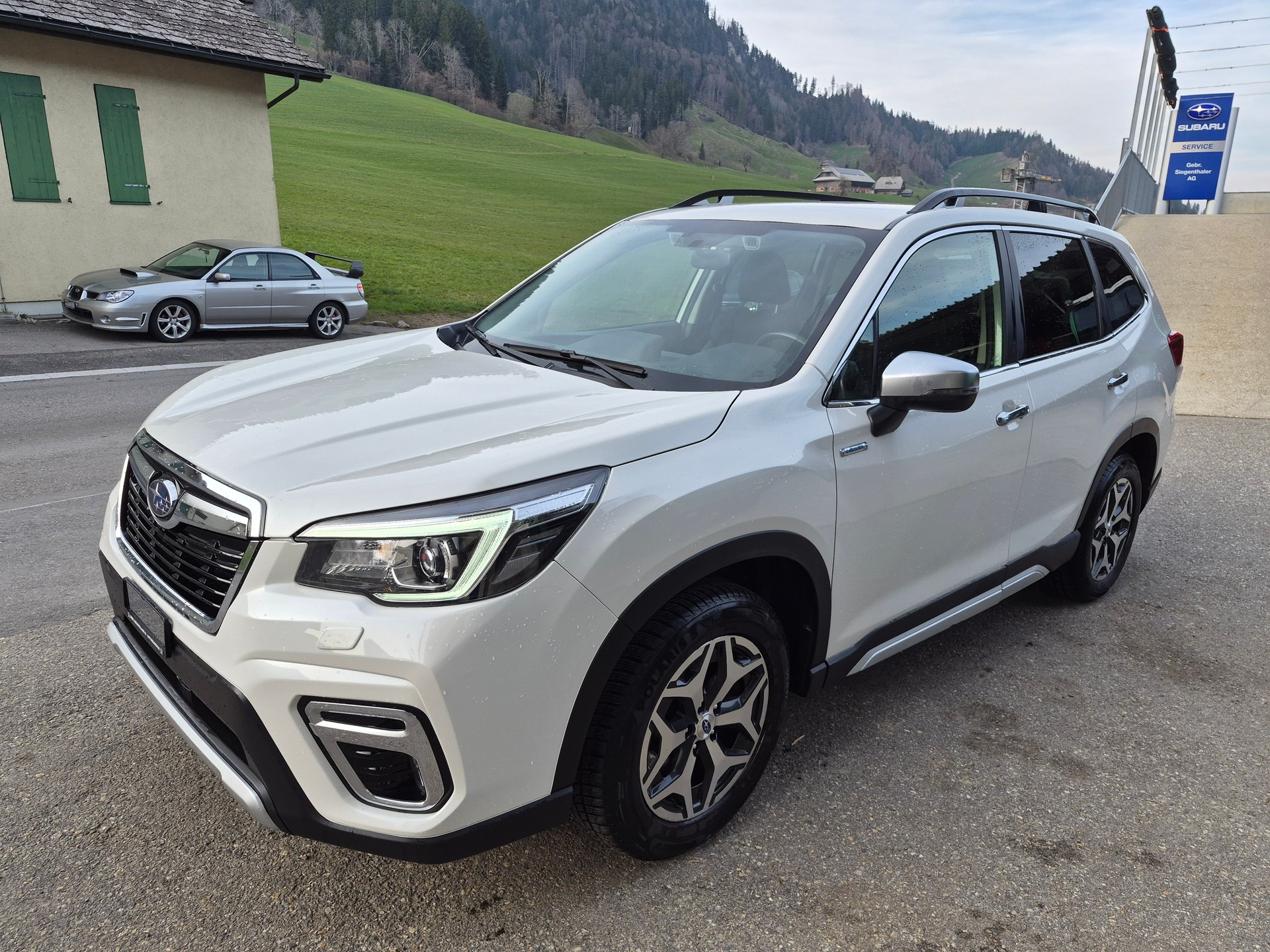 SUBARU Forester 2.0i e-Boxer Swiss Plus Lineartronic