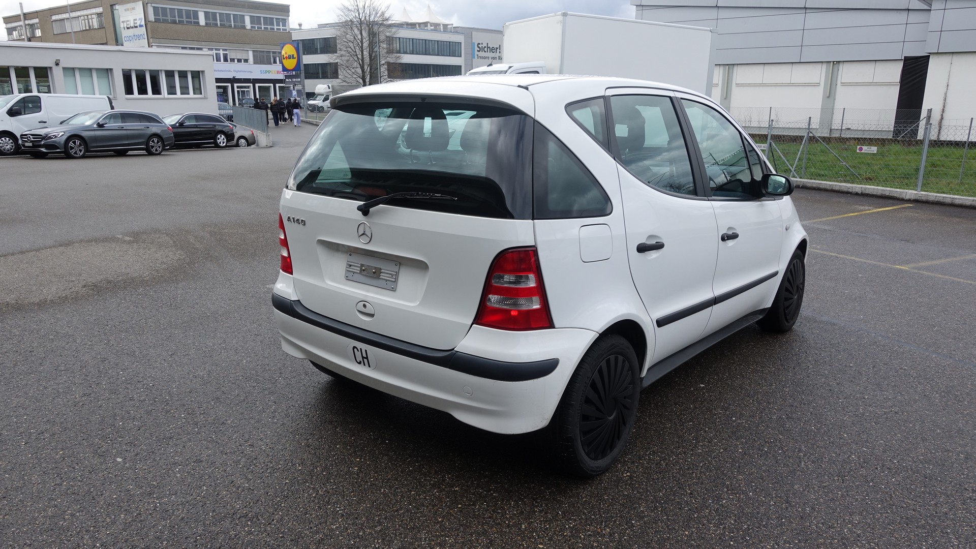 MERCEDES-BENZ A 140 Classic-image-1