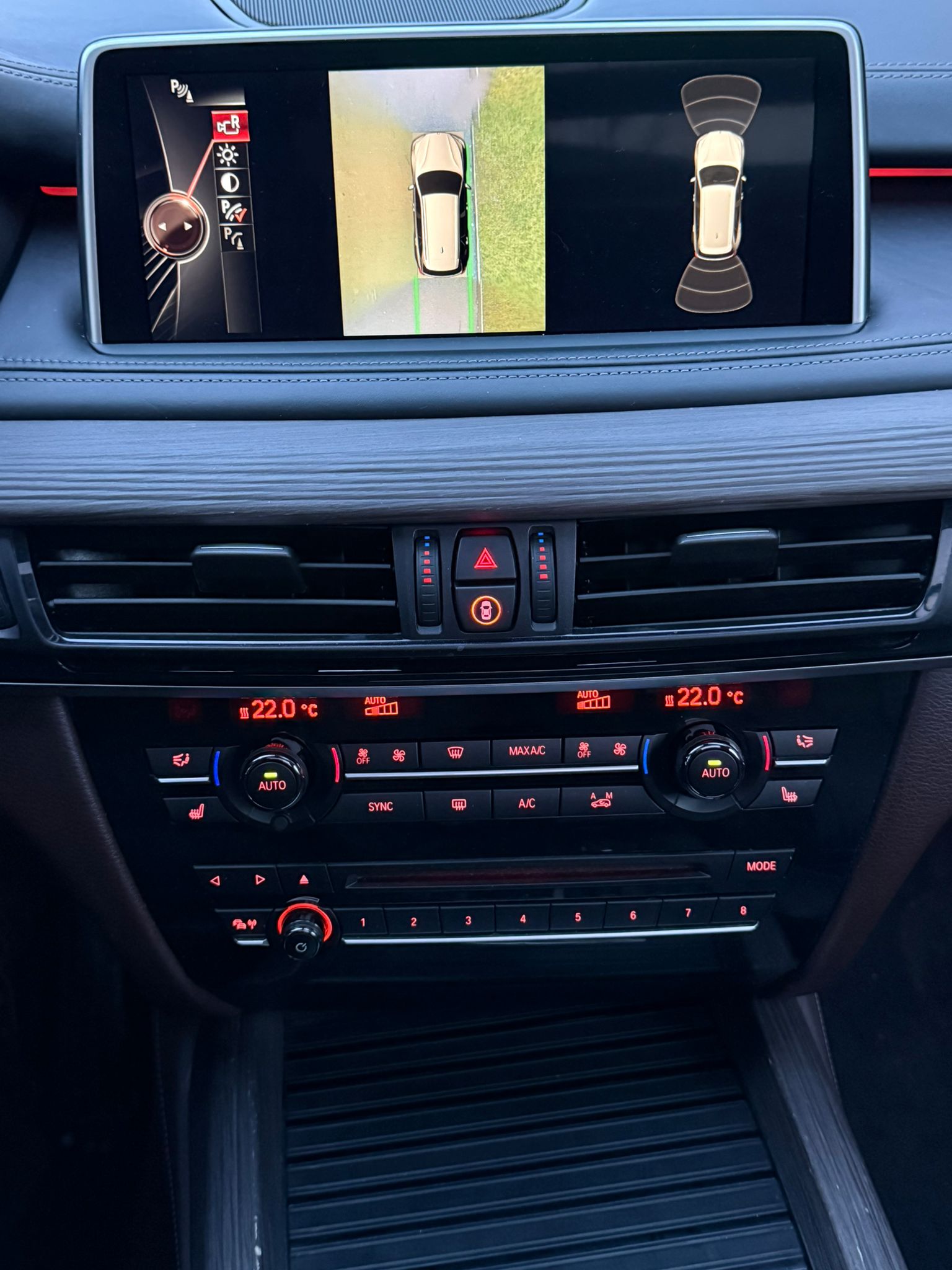 BMW X5 xDrive M50d Steptronic-image-10