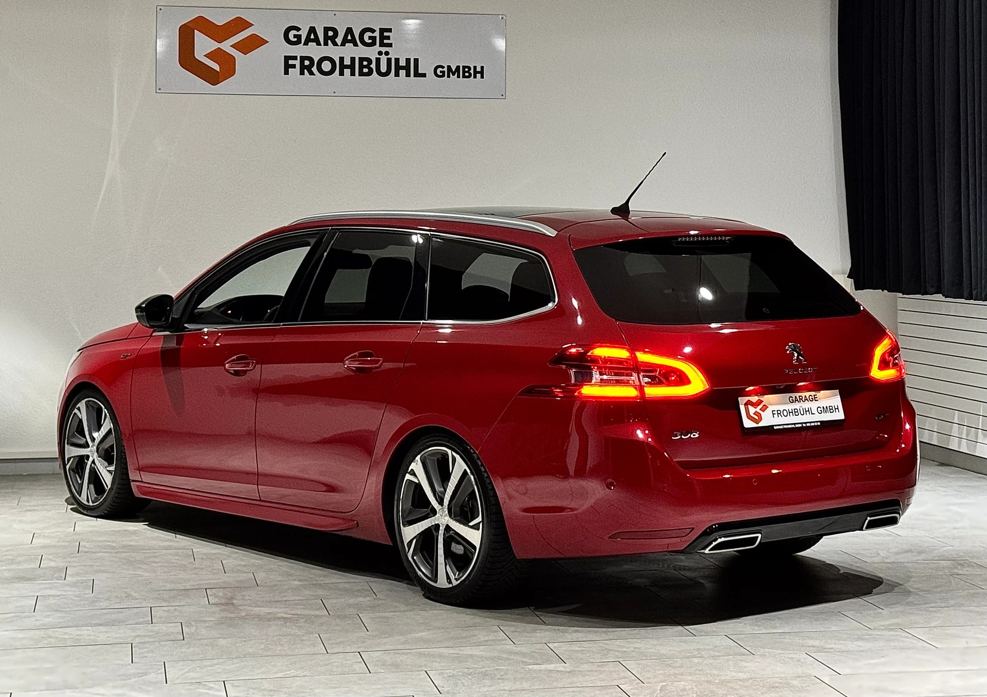 PEUGEOT 308 SW 1.6 THP GT EAT8-image-4
