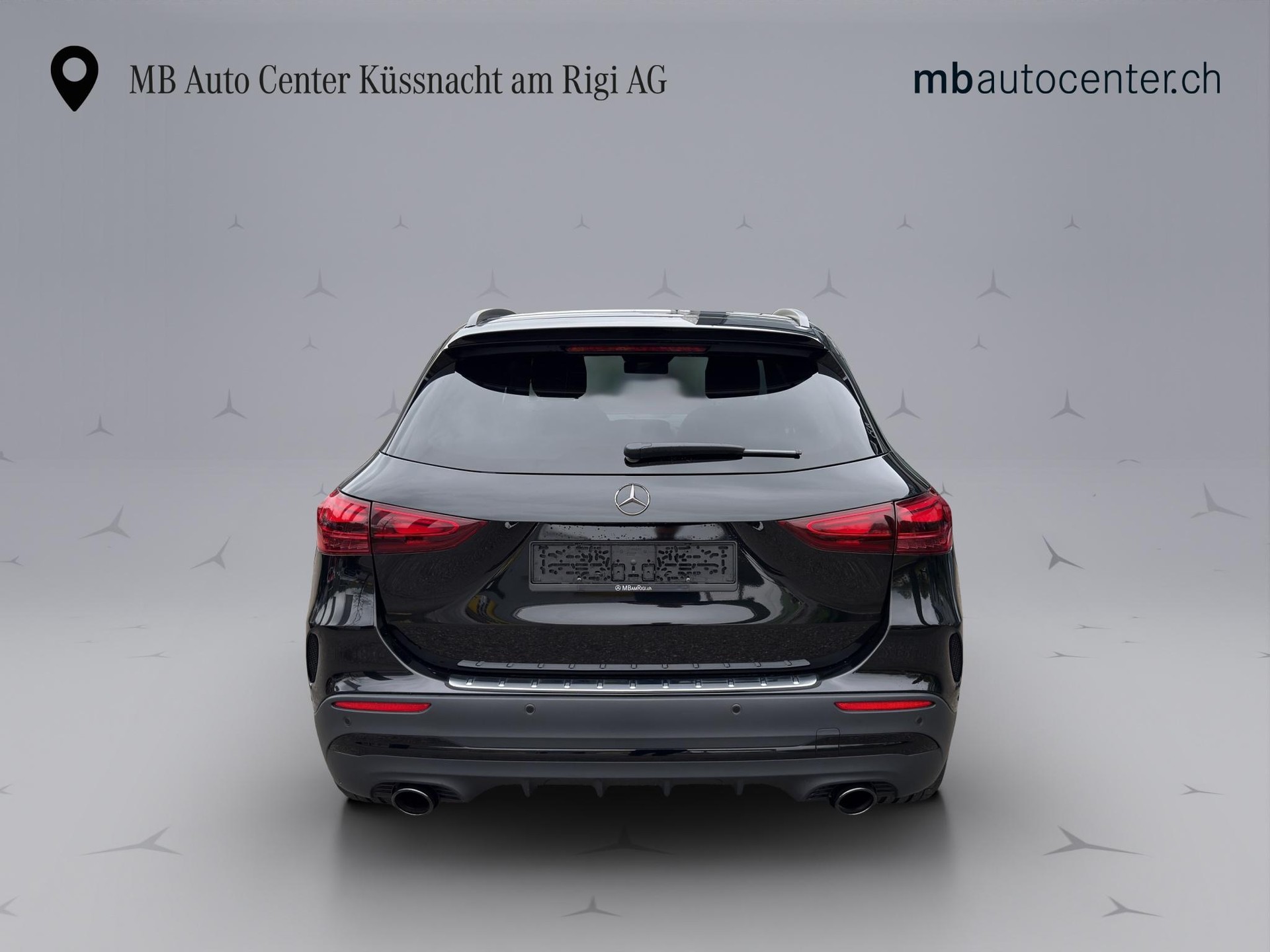 MERCEDES-BENZ GLA 35 AMG 4matic-image-4