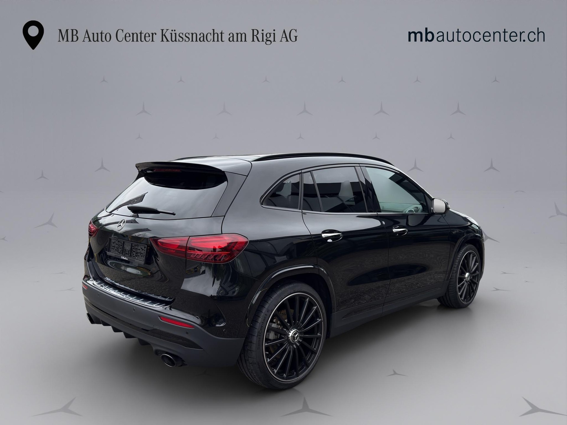 MERCEDES-BENZ GLA 35 AMG 4matic-image-5