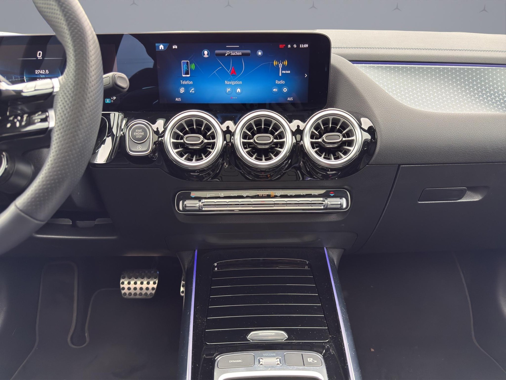 MERCEDES-BENZ GLA 35 AMG 4matic-image-13