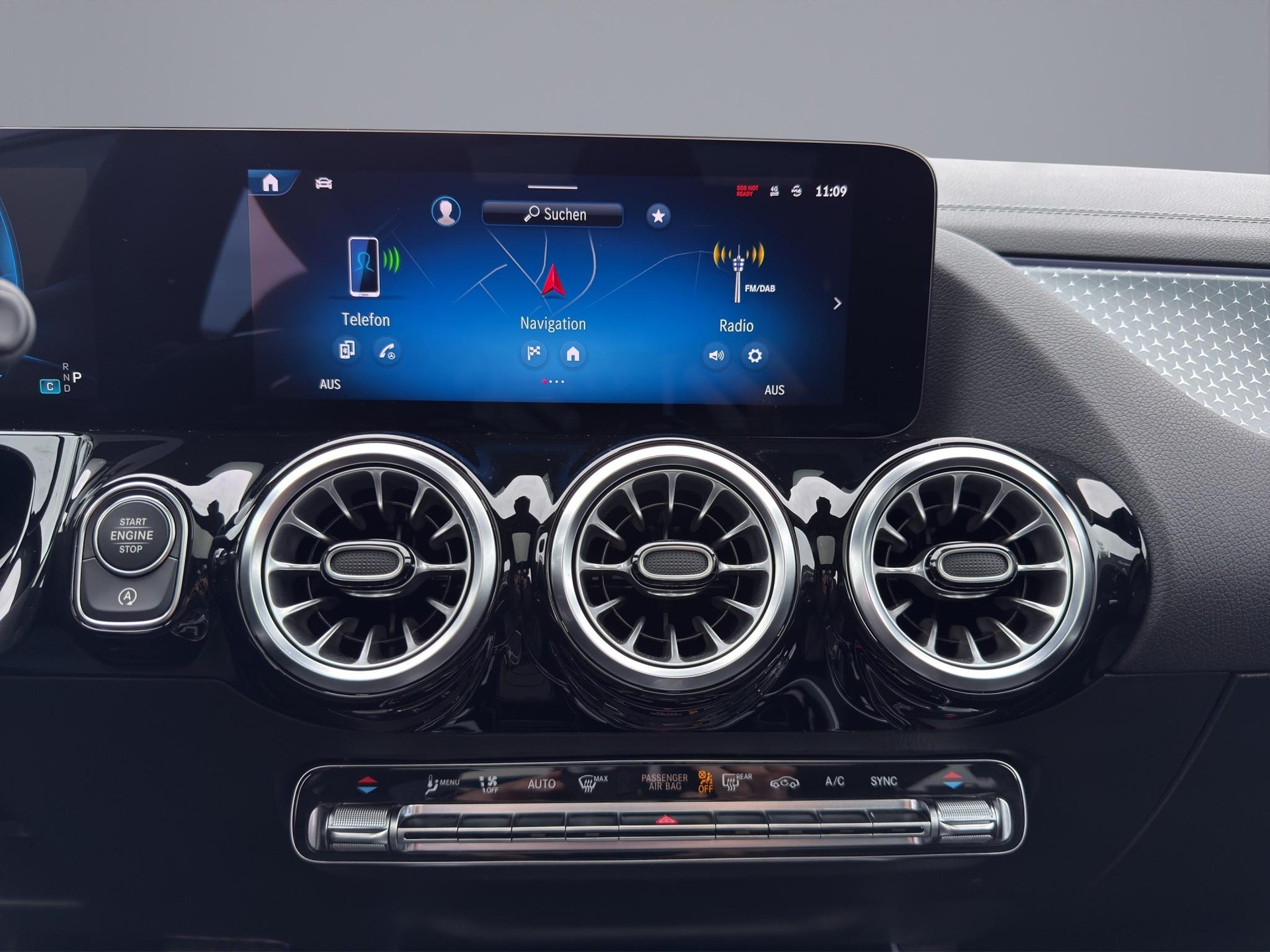MERCEDES-BENZ GLA 35 AMG 4matic-image-14