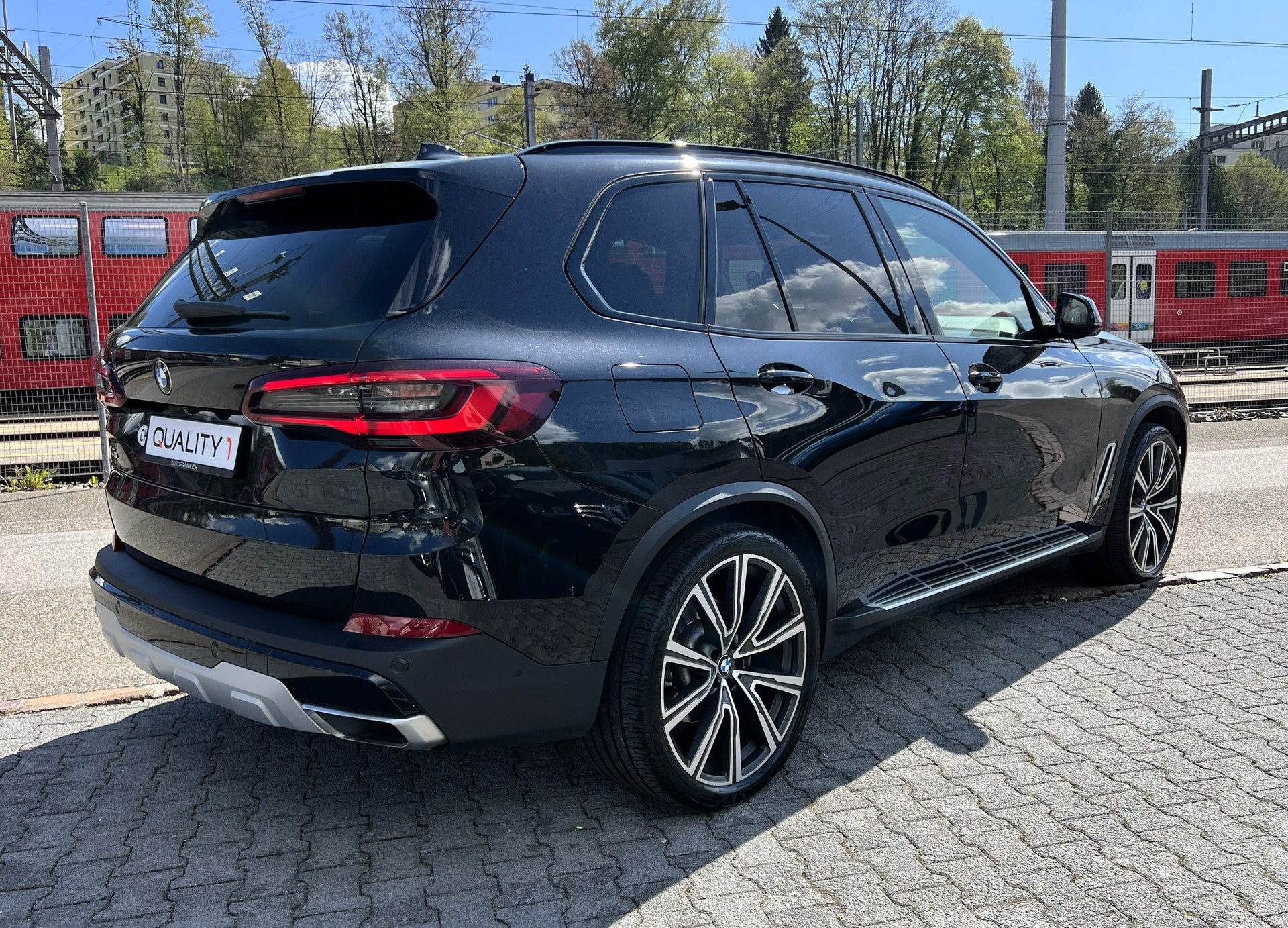 BMW X5 xDrive 48V 30d M Sport *BMW Individual*-image-4