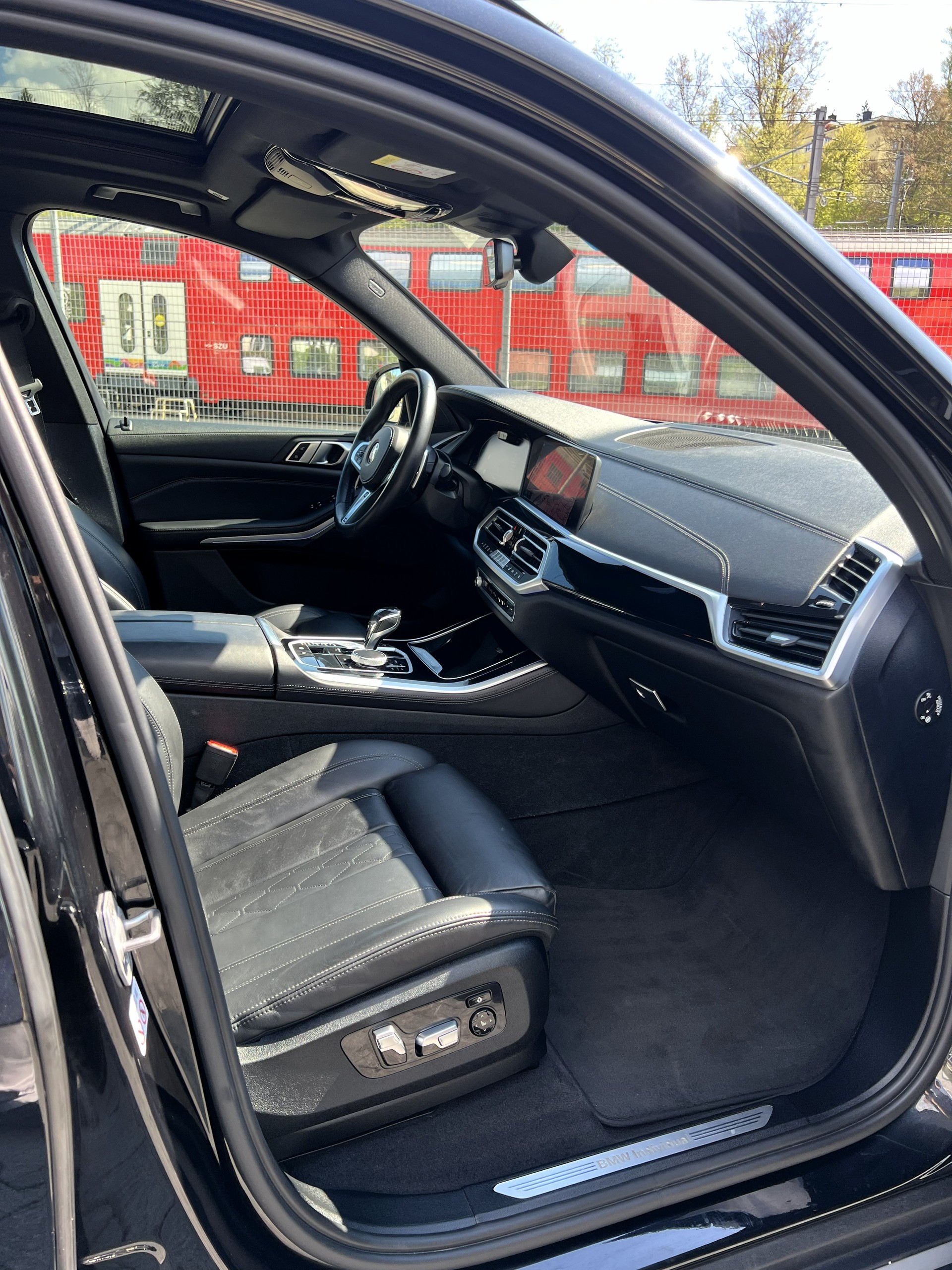 BMW X5 xDrive 48V 30d M Sport *BMW Individual*-image-14