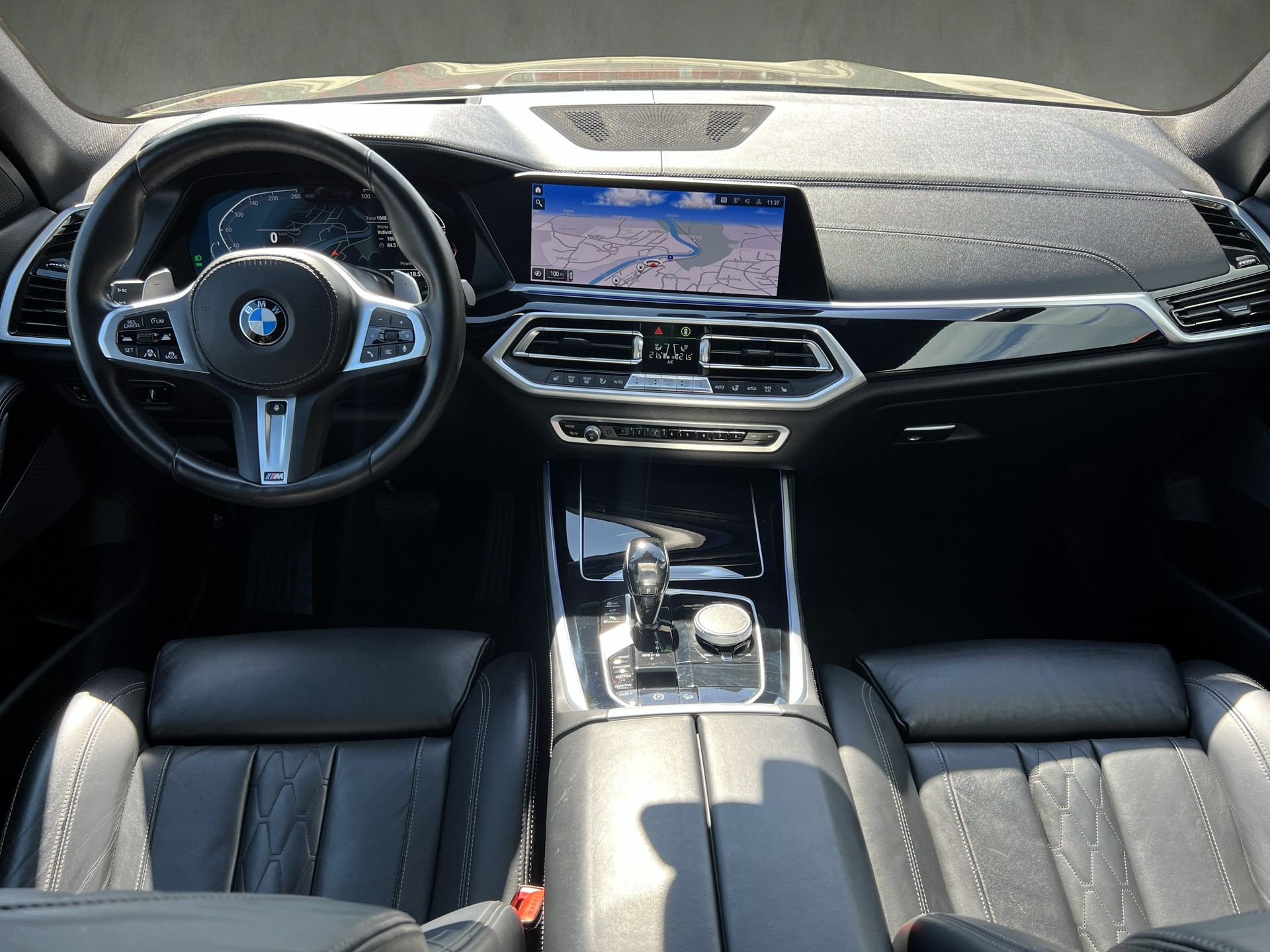 BMW X5 xDrive 48V 30d M Sport *BMW Individual*-image-26