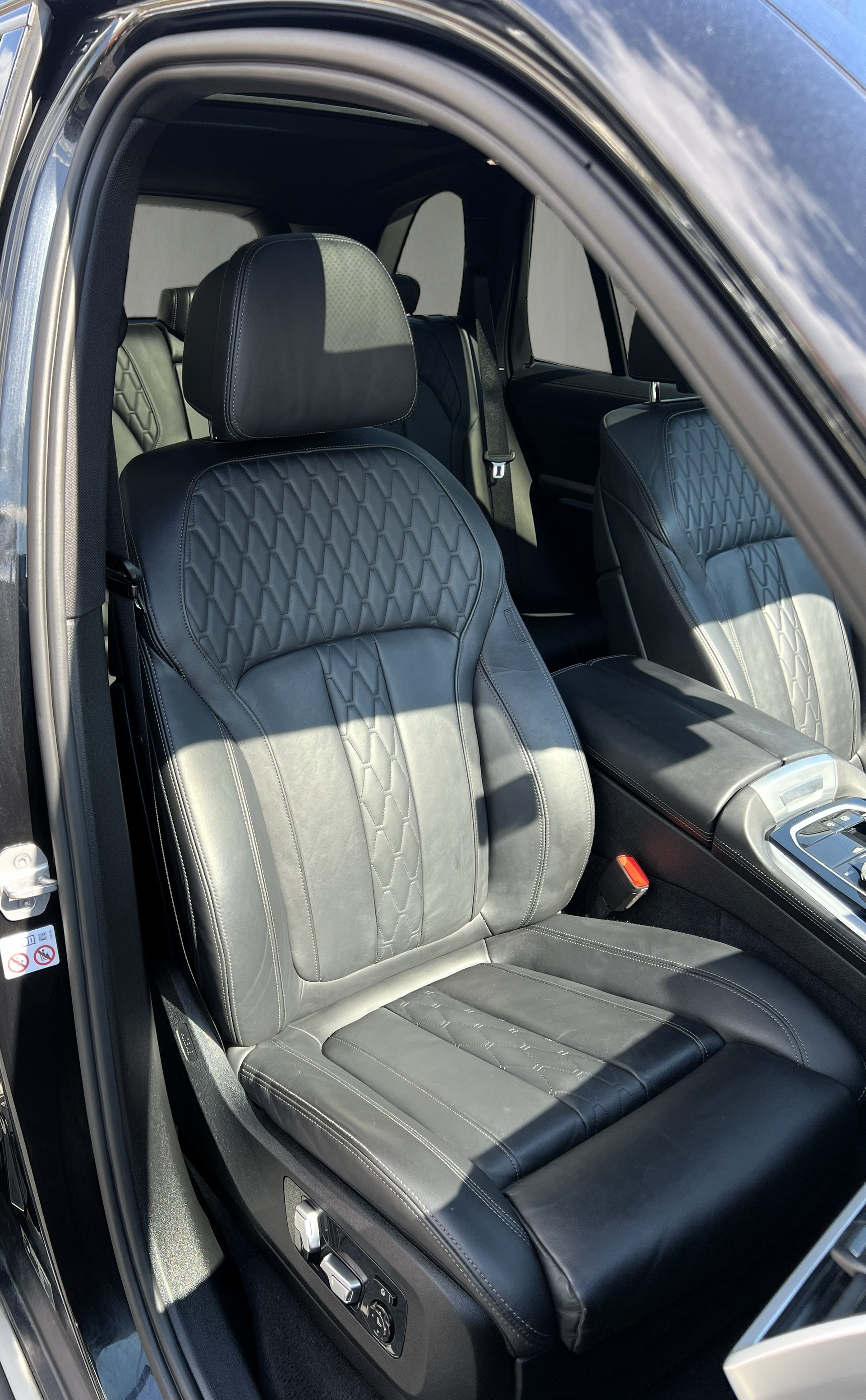 BMW X5 xDrive 48V 30d M Sport *BMW Individual*-image-15