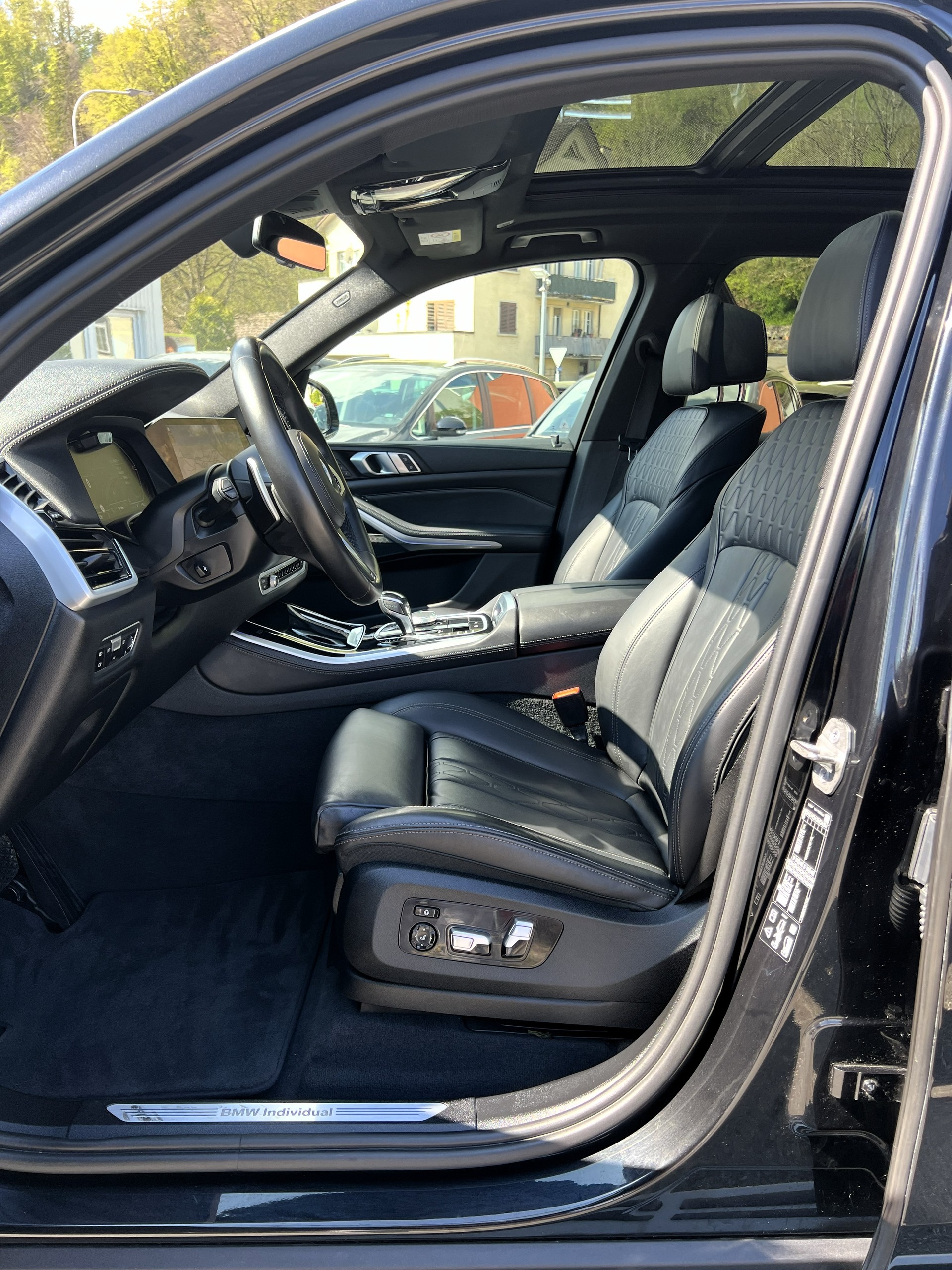 BMW X5 xDrive 48V 30d M Sport *BMW Individual*-image-19