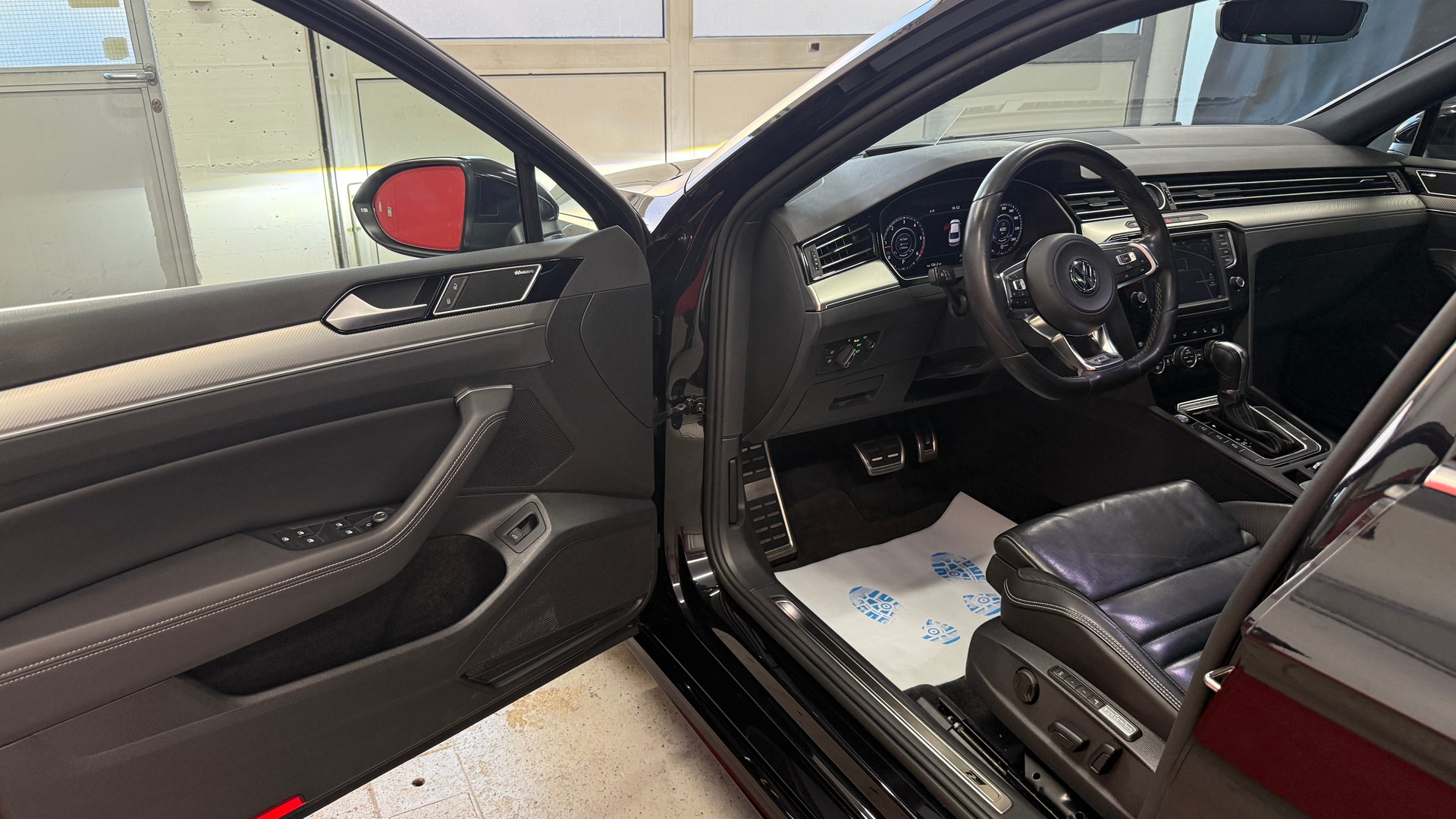 VW Passat 2.0 TDI BMT Highline, R-Line DSG 4Motion, frisch ab MFK, voller Ausstattung, Leder,Pano. AHK, 4X4, SH vo+hi, Garantie.-image-12