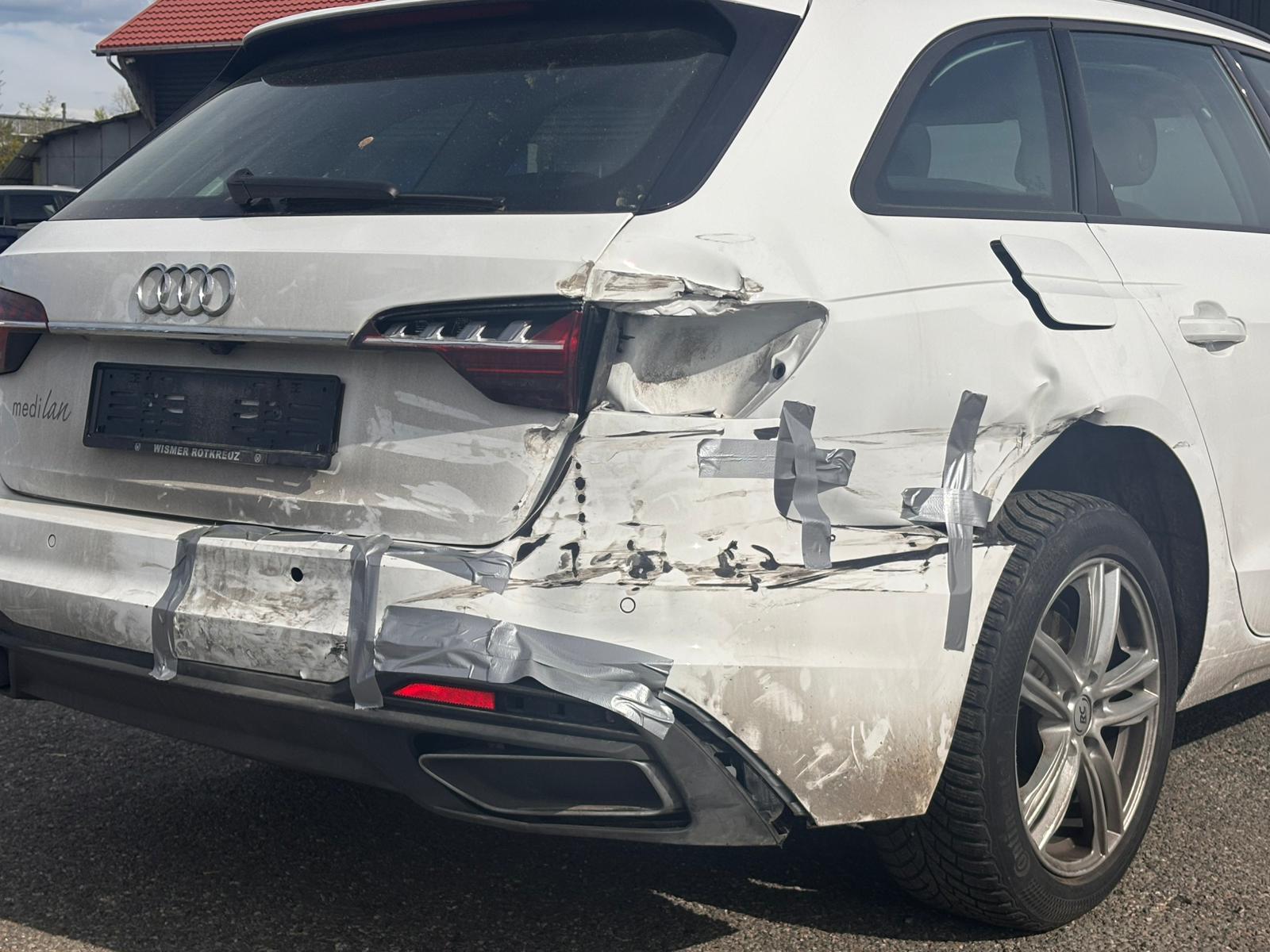 AUDI A4 Avant 40 TDI Attraction quattro S-tronic-image-9