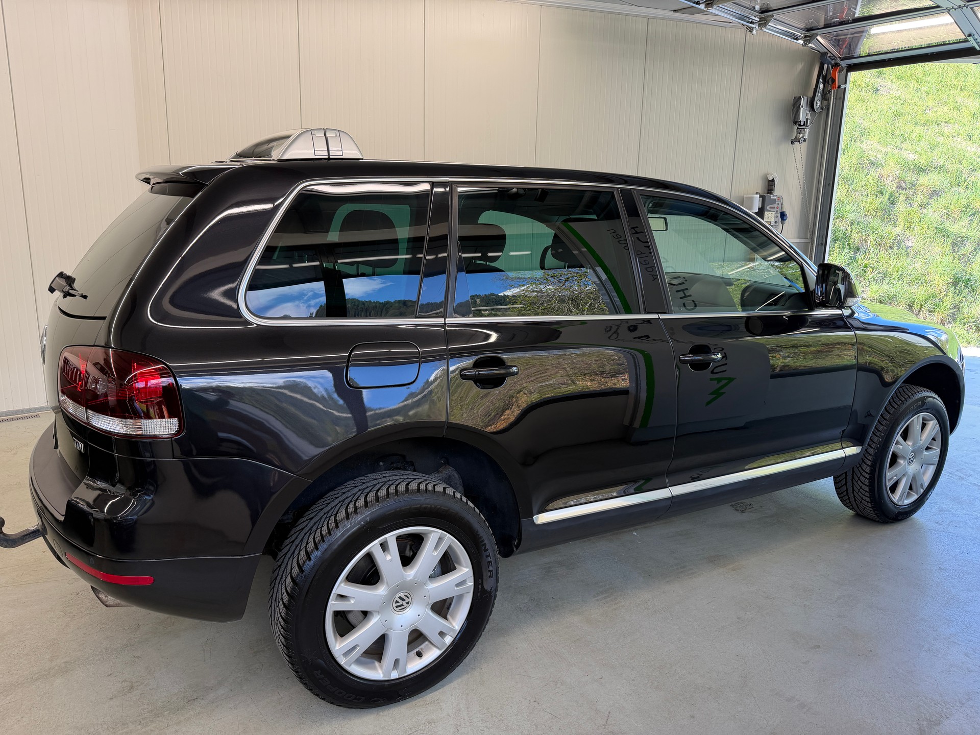 VW Touareg 2.5 TDI 6-Gang-showroom-element-2