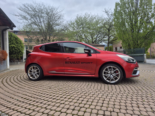 RENAULT Clio 1.6T RS 200-image-3