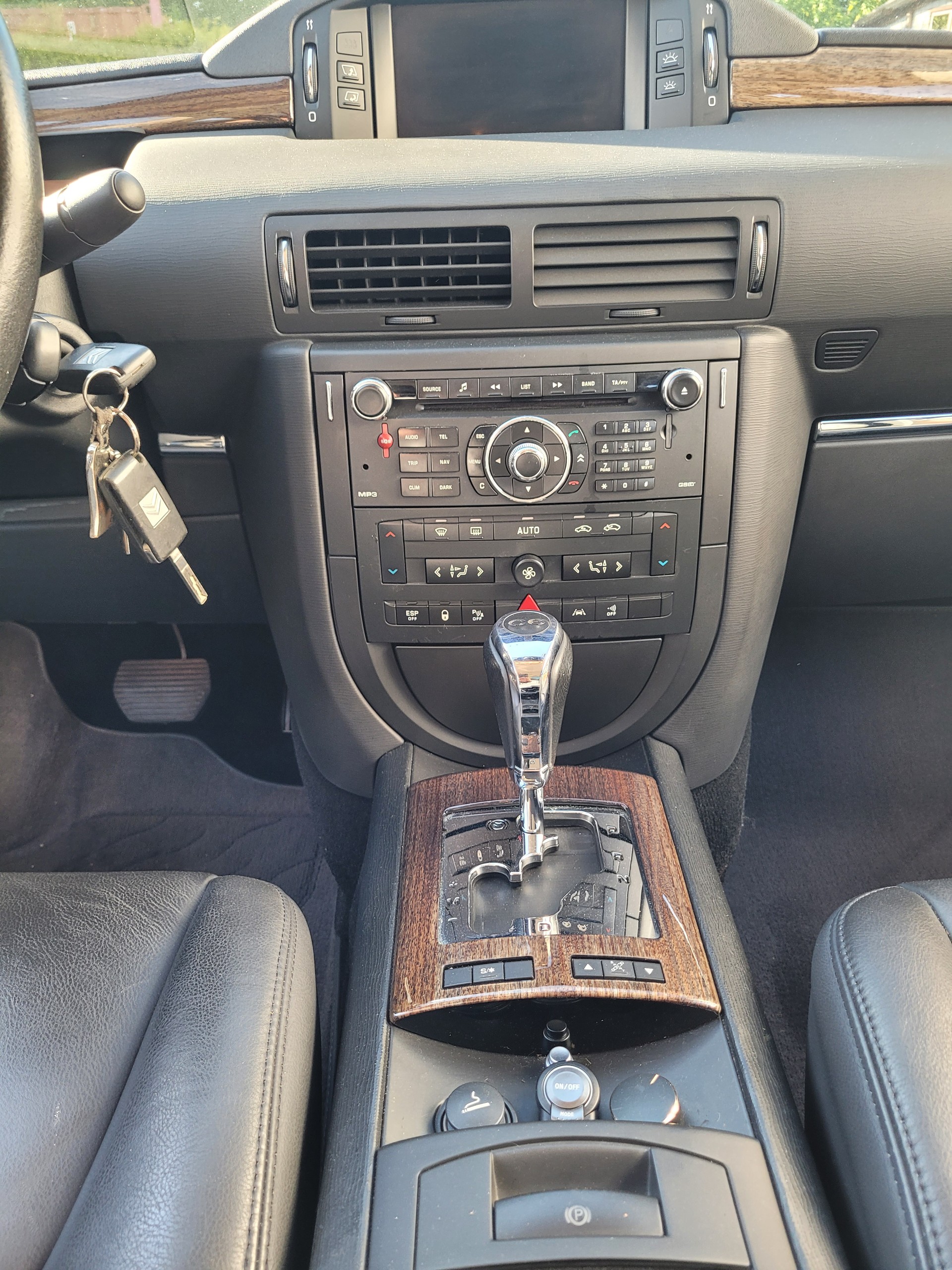 CITROEN C6 Sedan 2.7 HDi V6 Exclusive Automatic-image-13