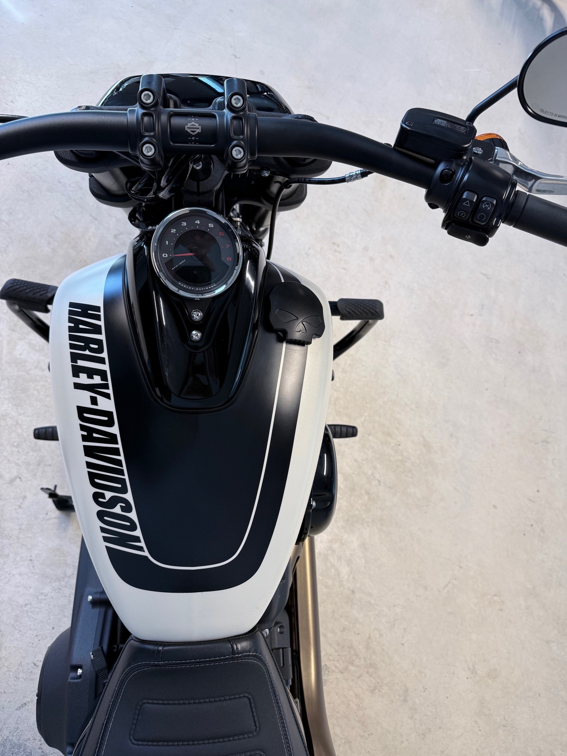 HARLEY-DAVIDSON FXFB Fat Bob 107 ABS-image-4