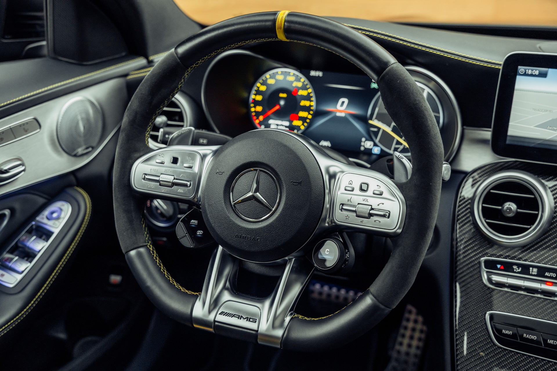 MERCEDES-BENZ C 63 S AMG Speedshift-image-17