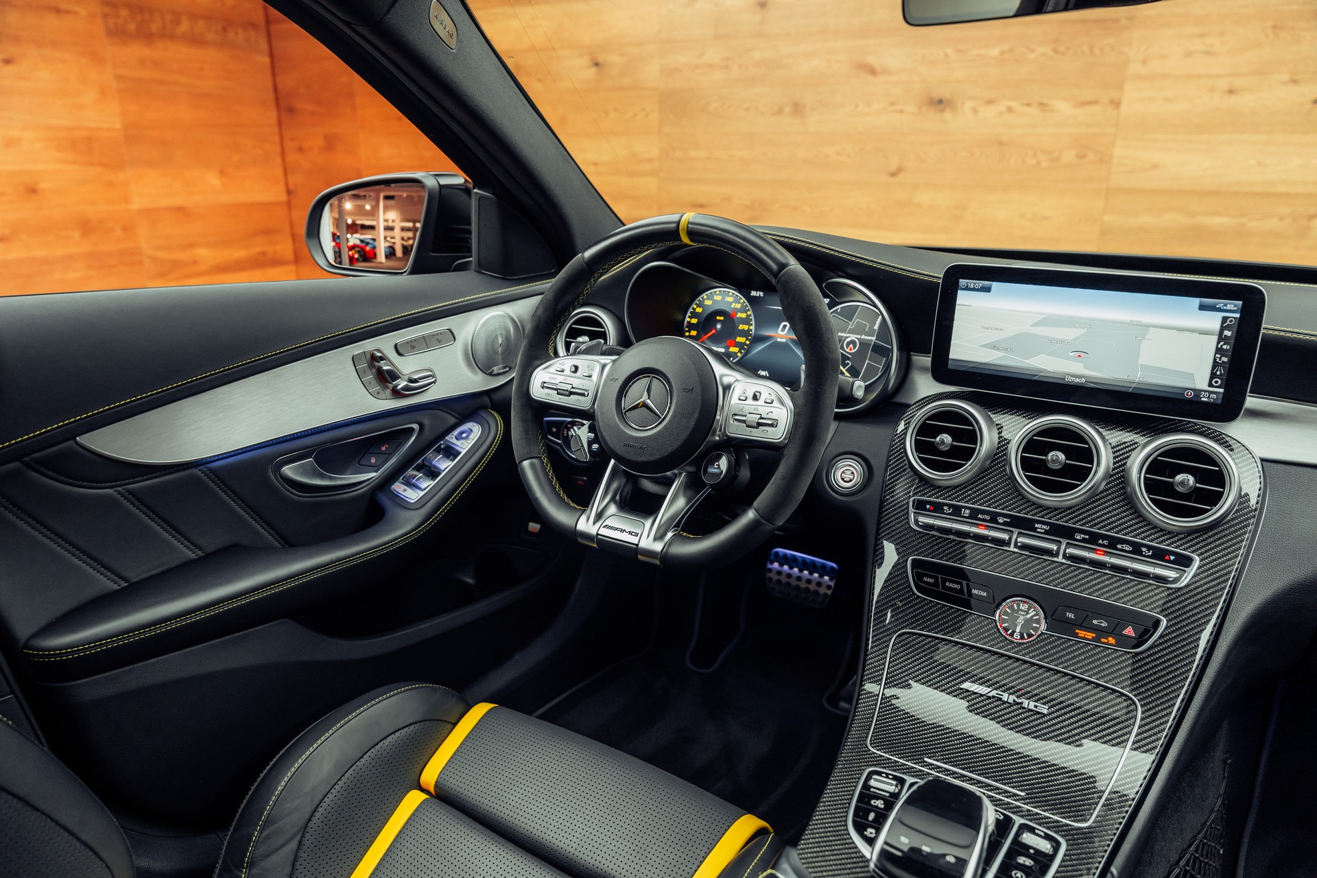 MERCEDES-BENZ C 63 S AMG Speedshift-image-18