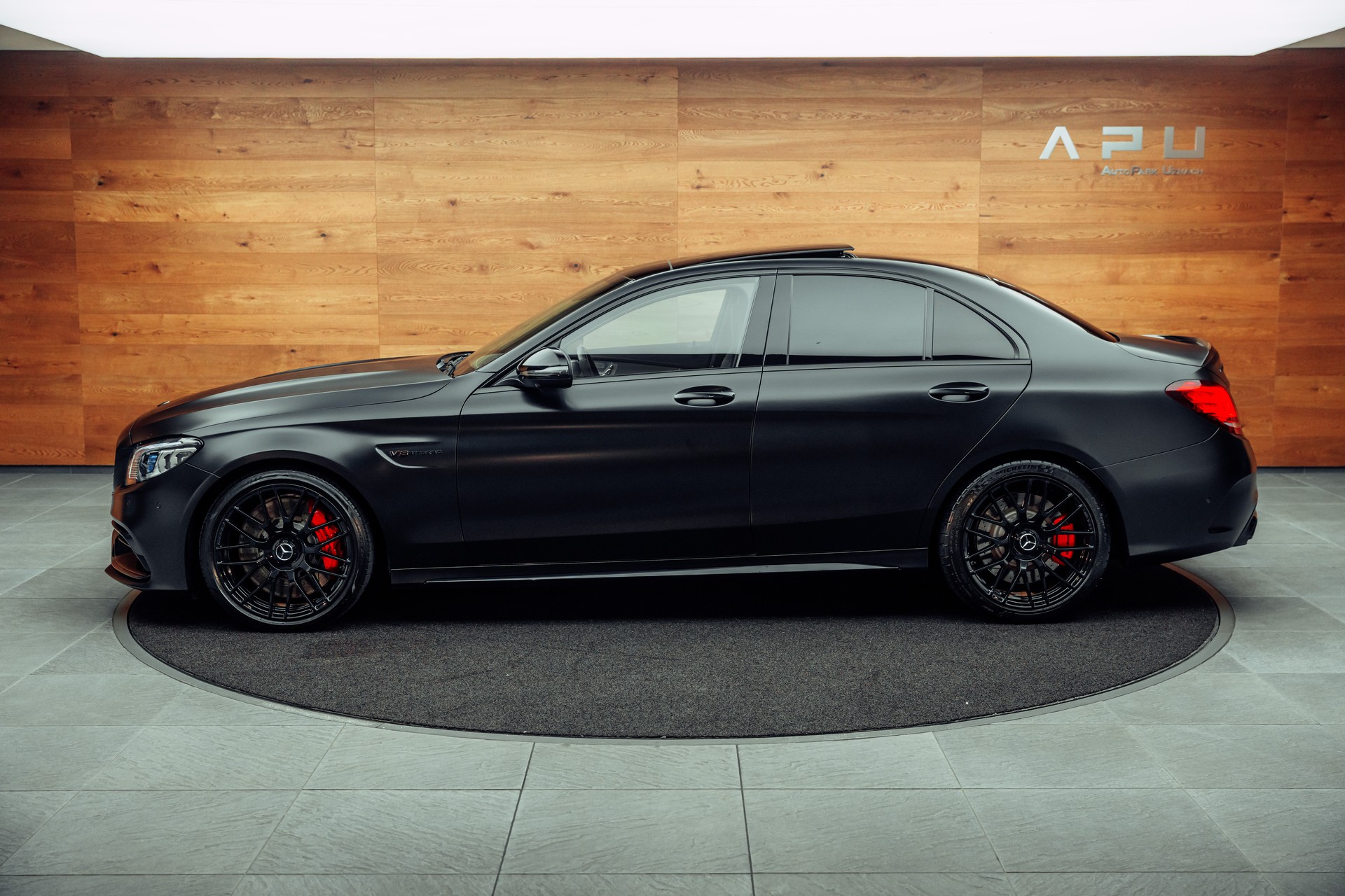 MERCEDES-BENZ C 63 S AMG Speedshift-image-9