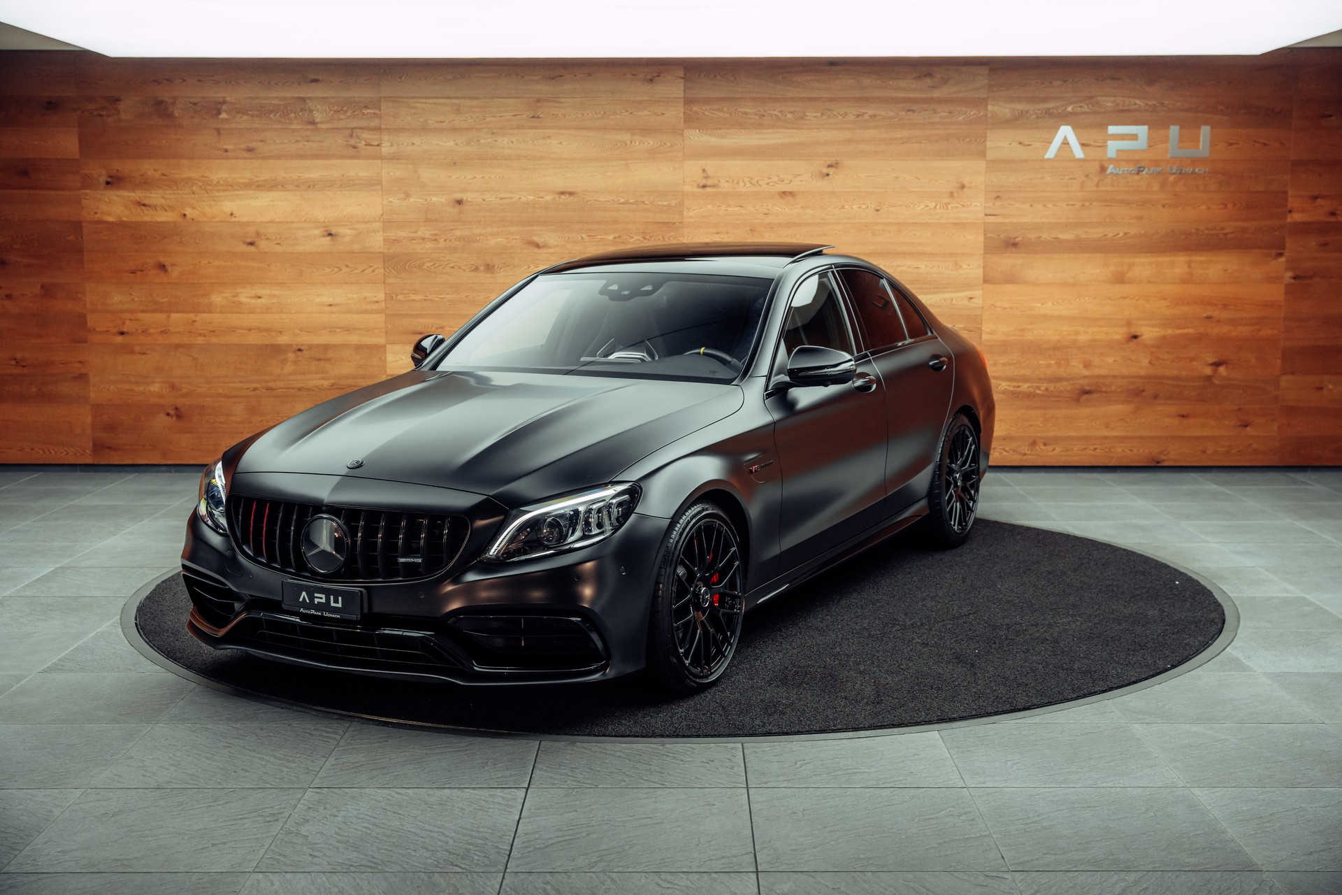 MERCEDES-BENZ C 63 S AMG Speedshift-image-3