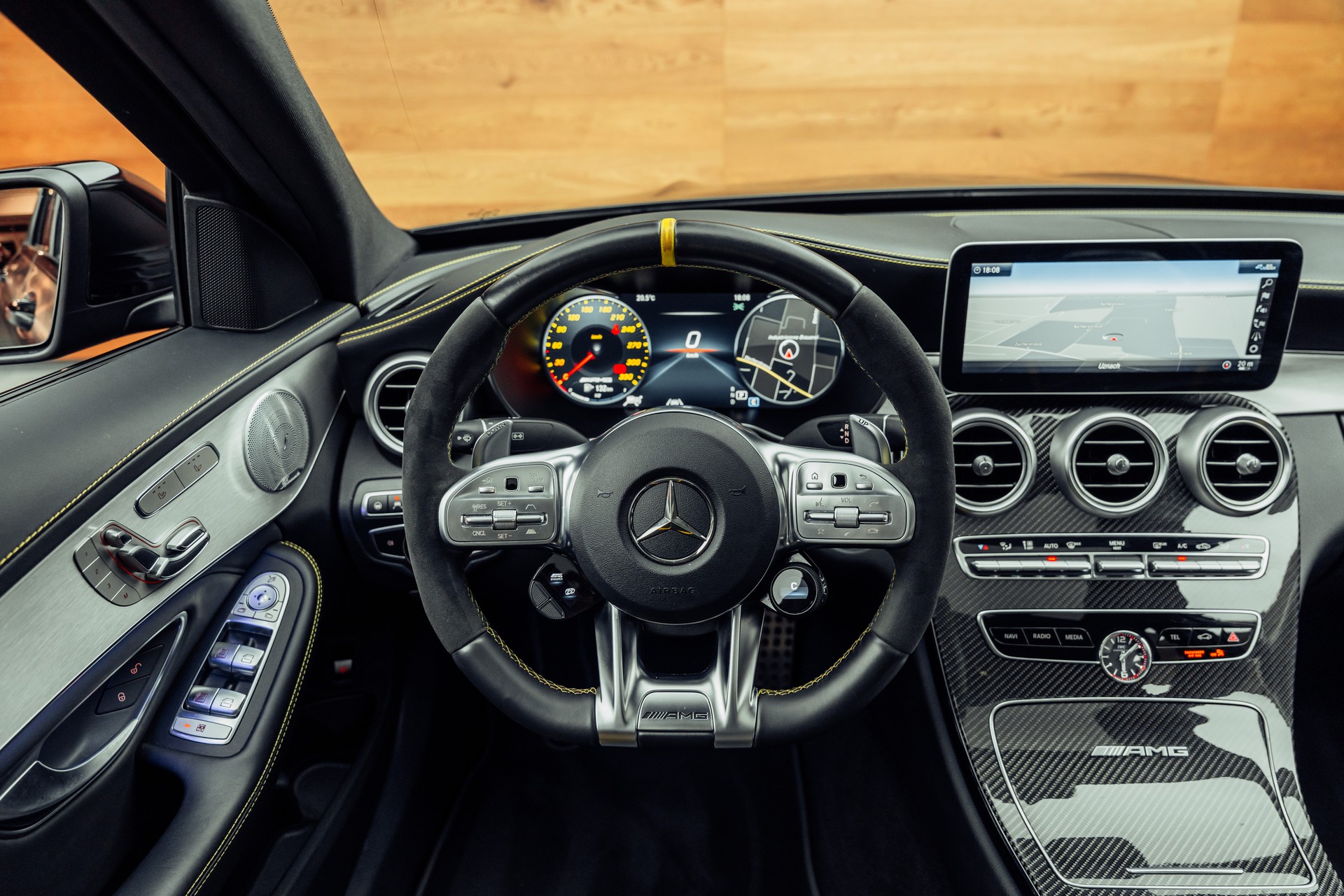 MERCEDES-BENZ C 63 S AMG Speedshift-image-15
