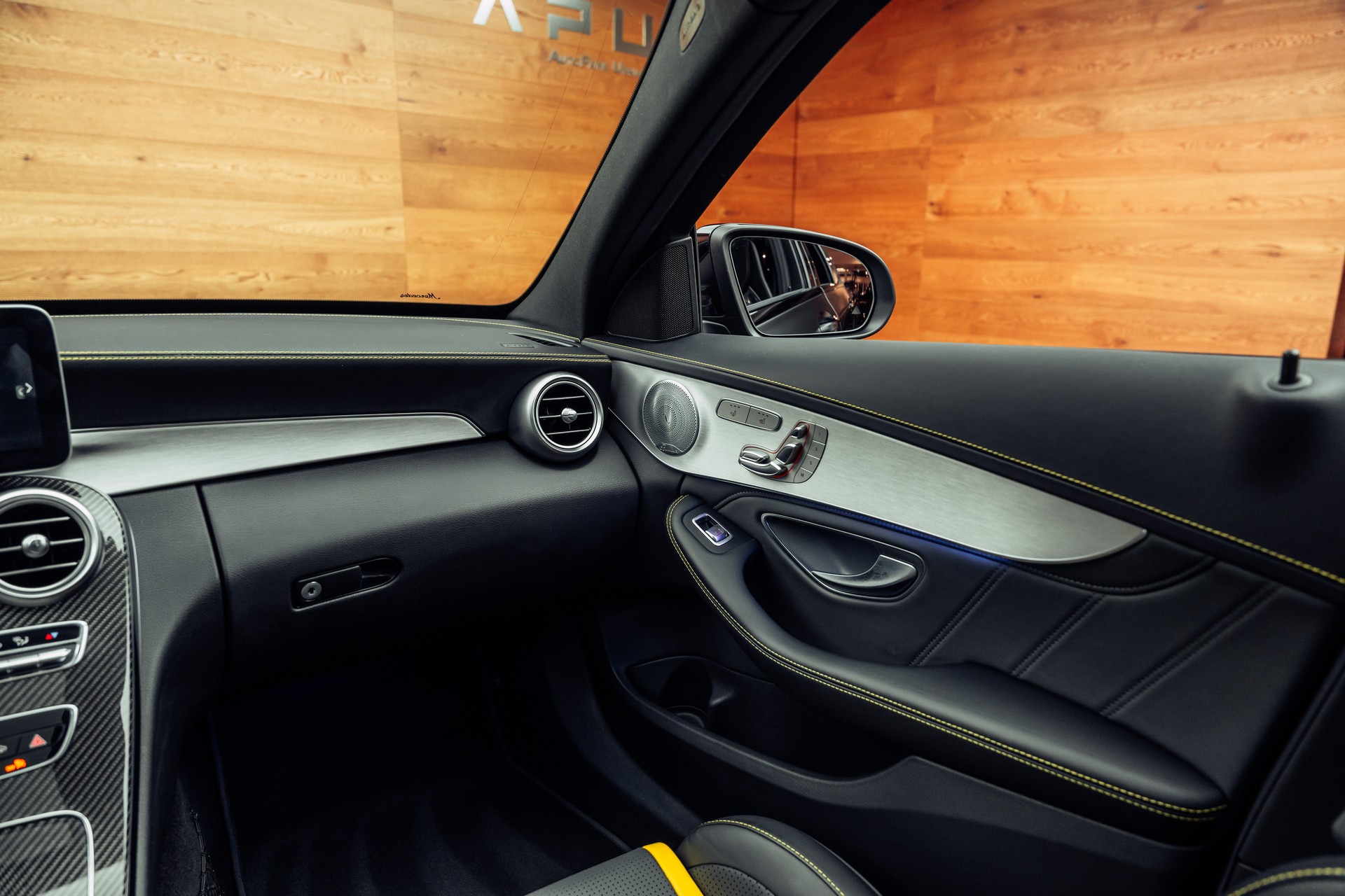 MERCEDES-BENZ C 63 S AMG Speedshift-image-10