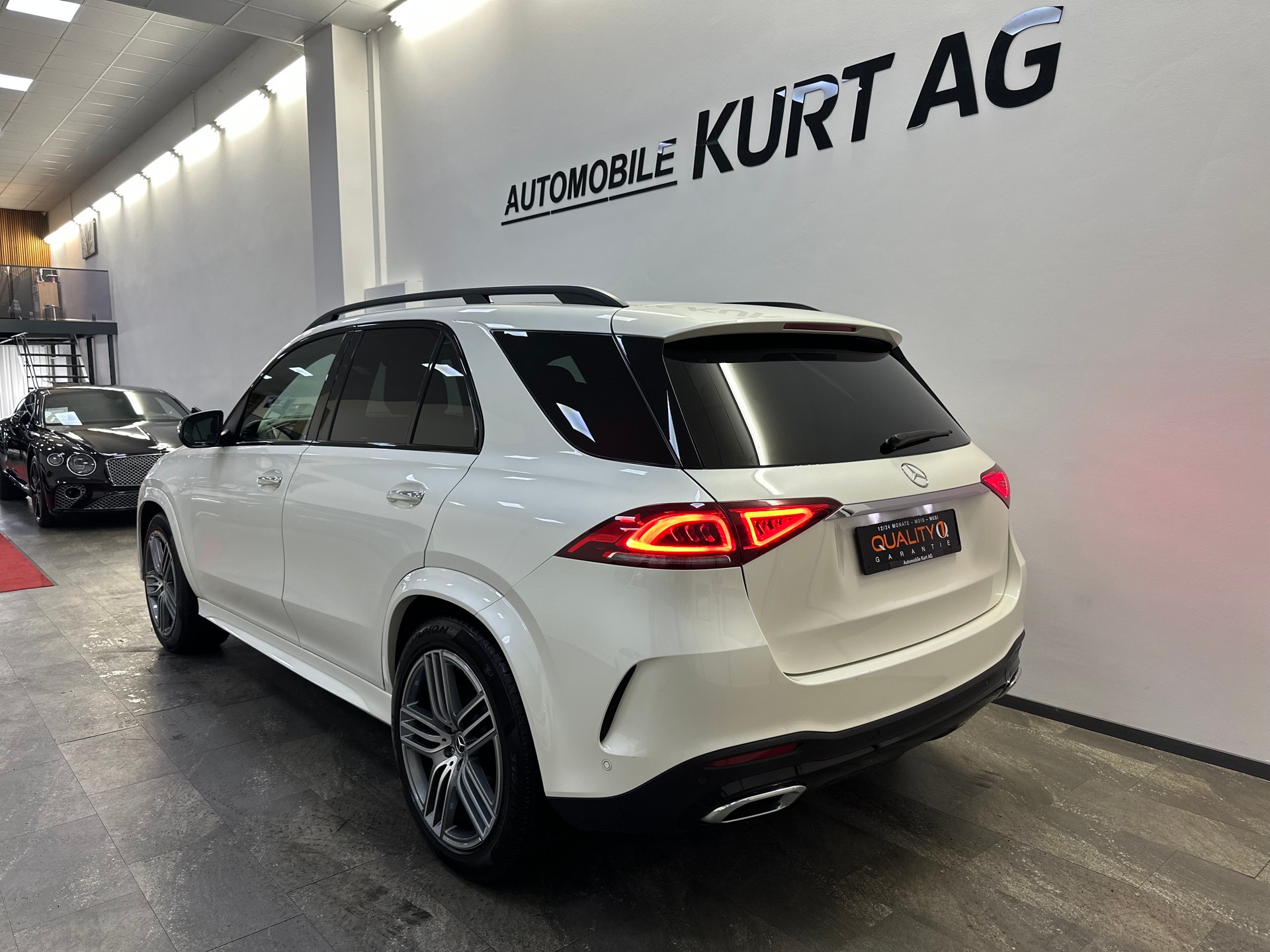 MERCEDES-BENZ GLE 450 4Matic AMG Line 9G-Tronic-image-3