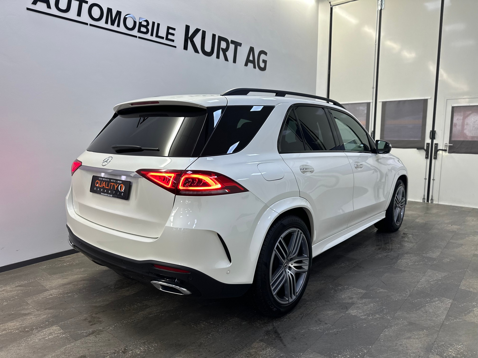 MERCEDES-BENZ GLE 450 4Matic AMG Line 9G-Tronic-image-9