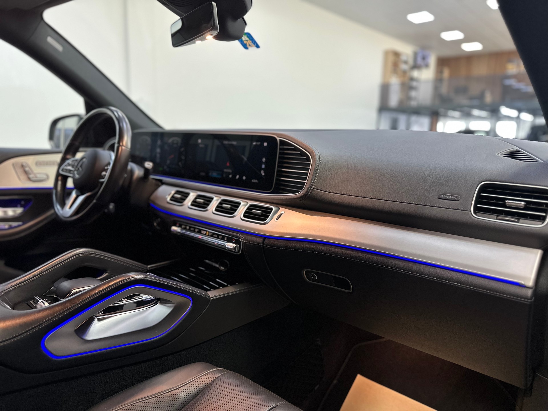 MERCEDES-BENZ GLE 450 4Matic AMG Line 9G-Tronic-image-12